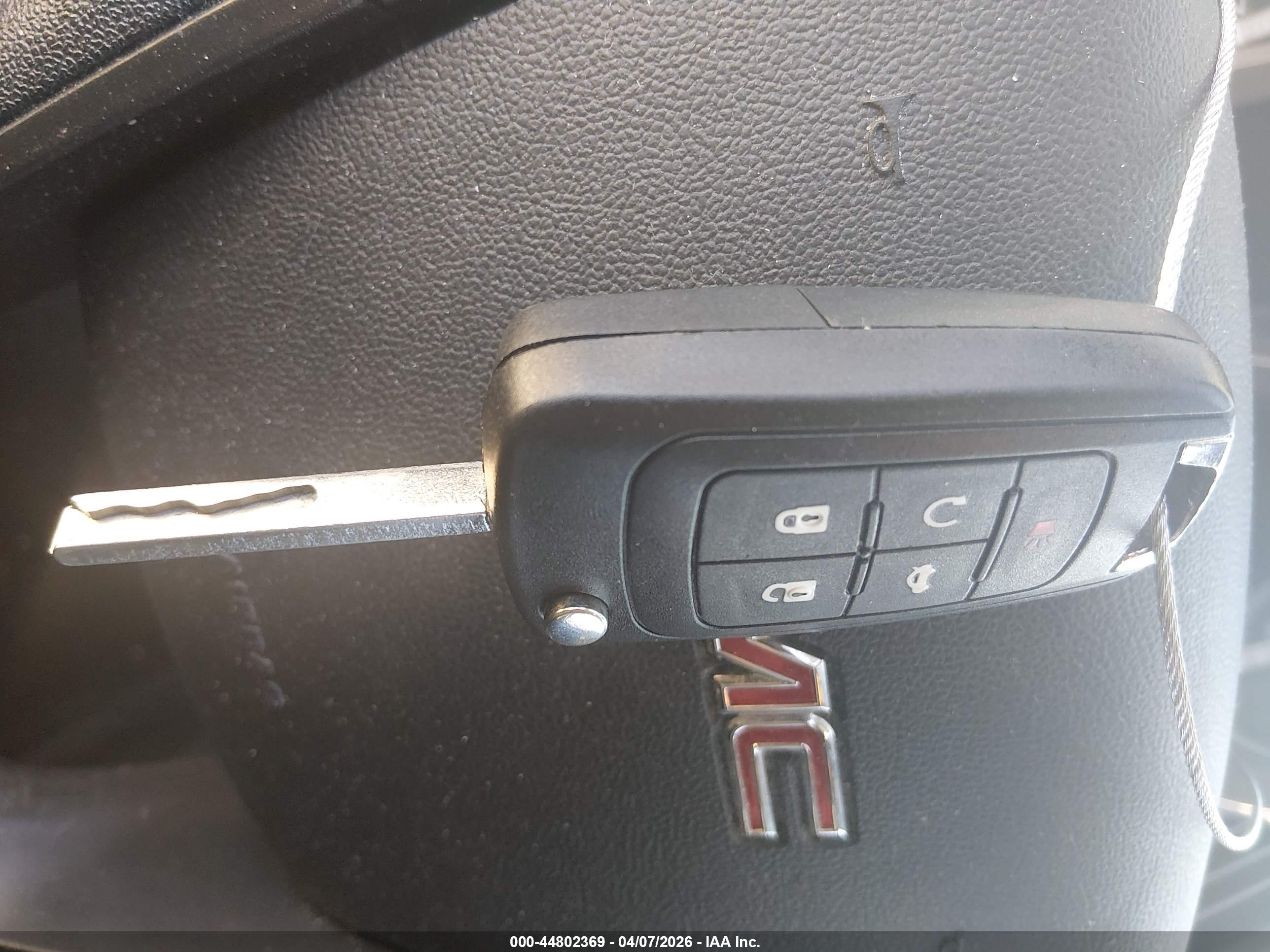 GMC TERRAIN image 11