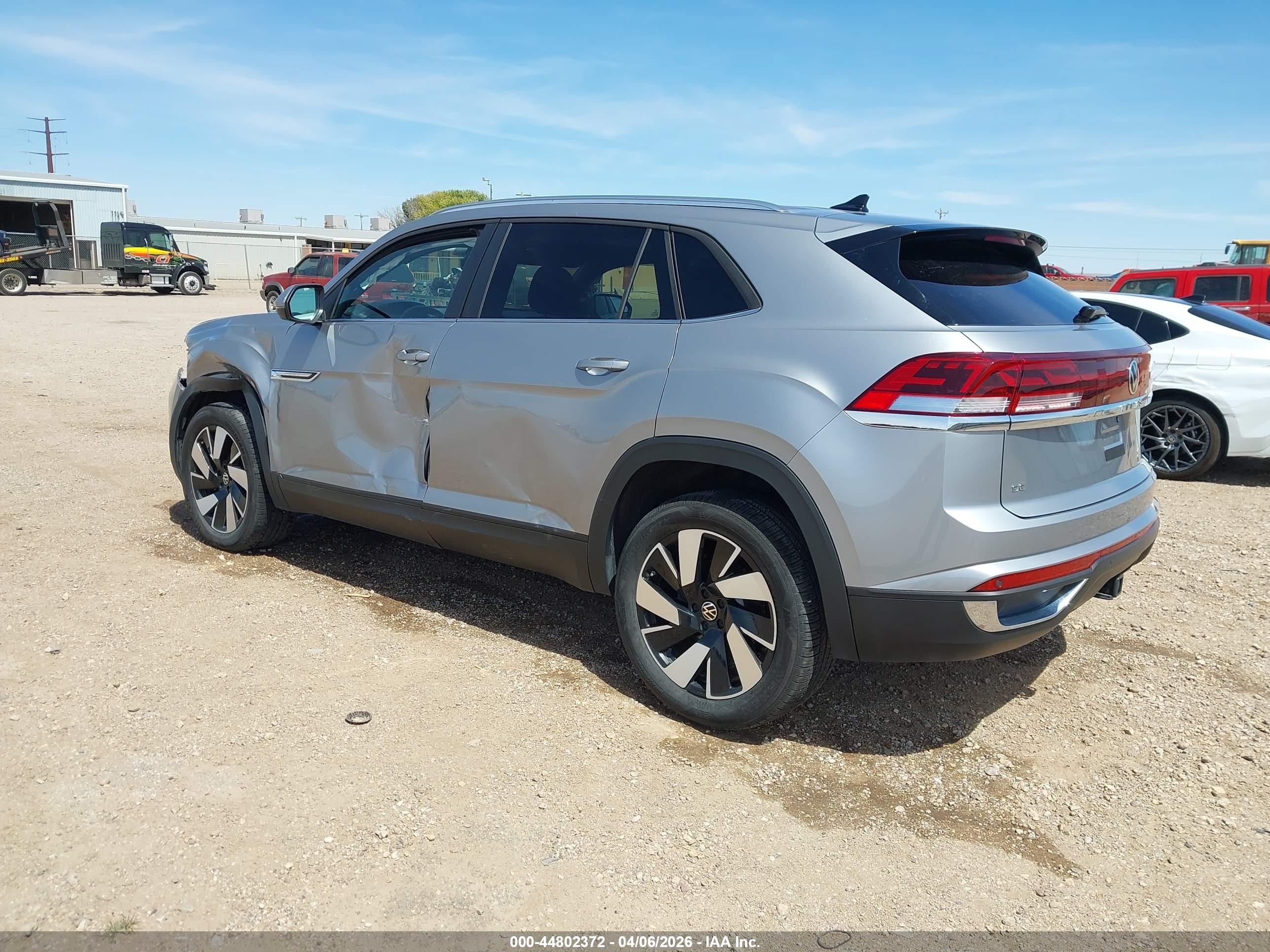 VOLKSWAGEN ATLAS image 3