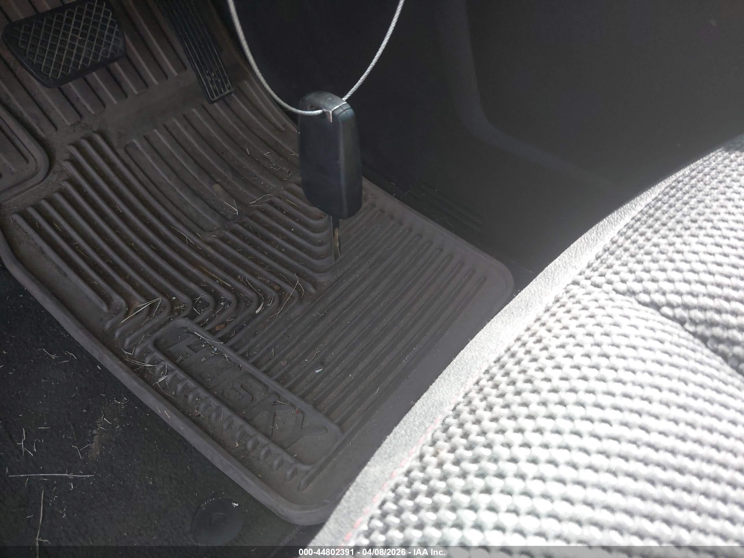 CHEVROLET EQUINOX image 11