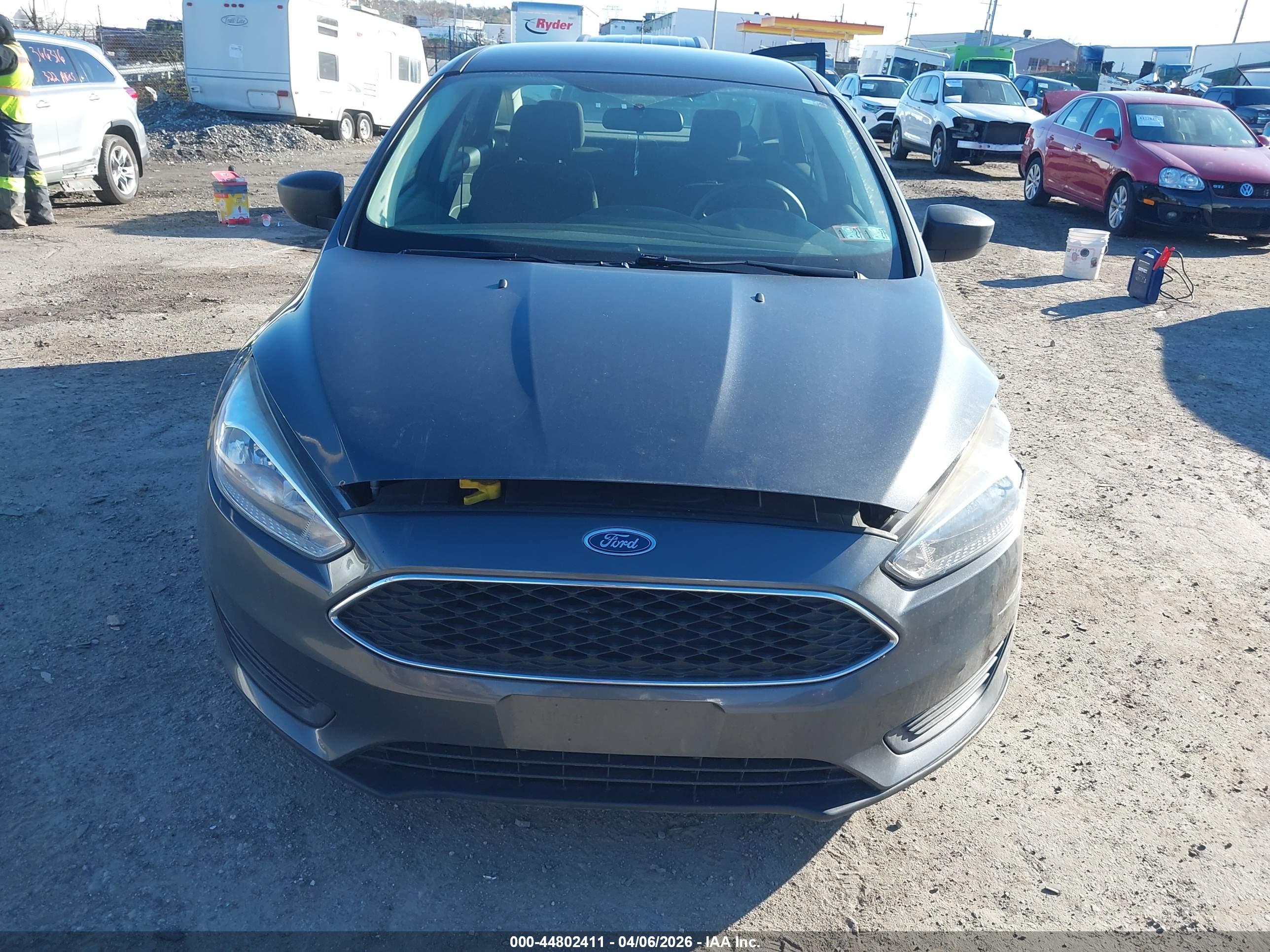 FORD FOCUS image 6