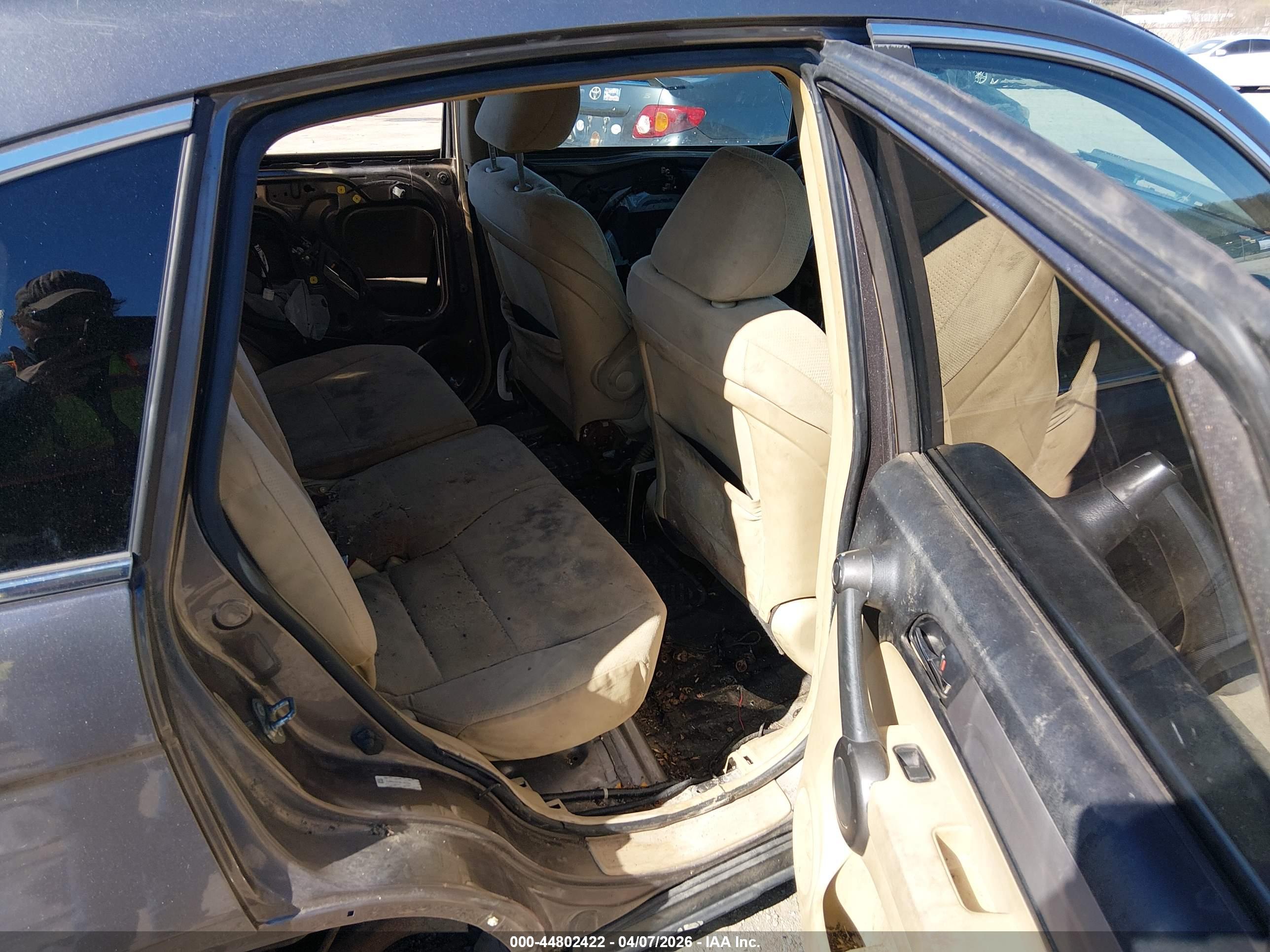 HONDA CR-V image 8