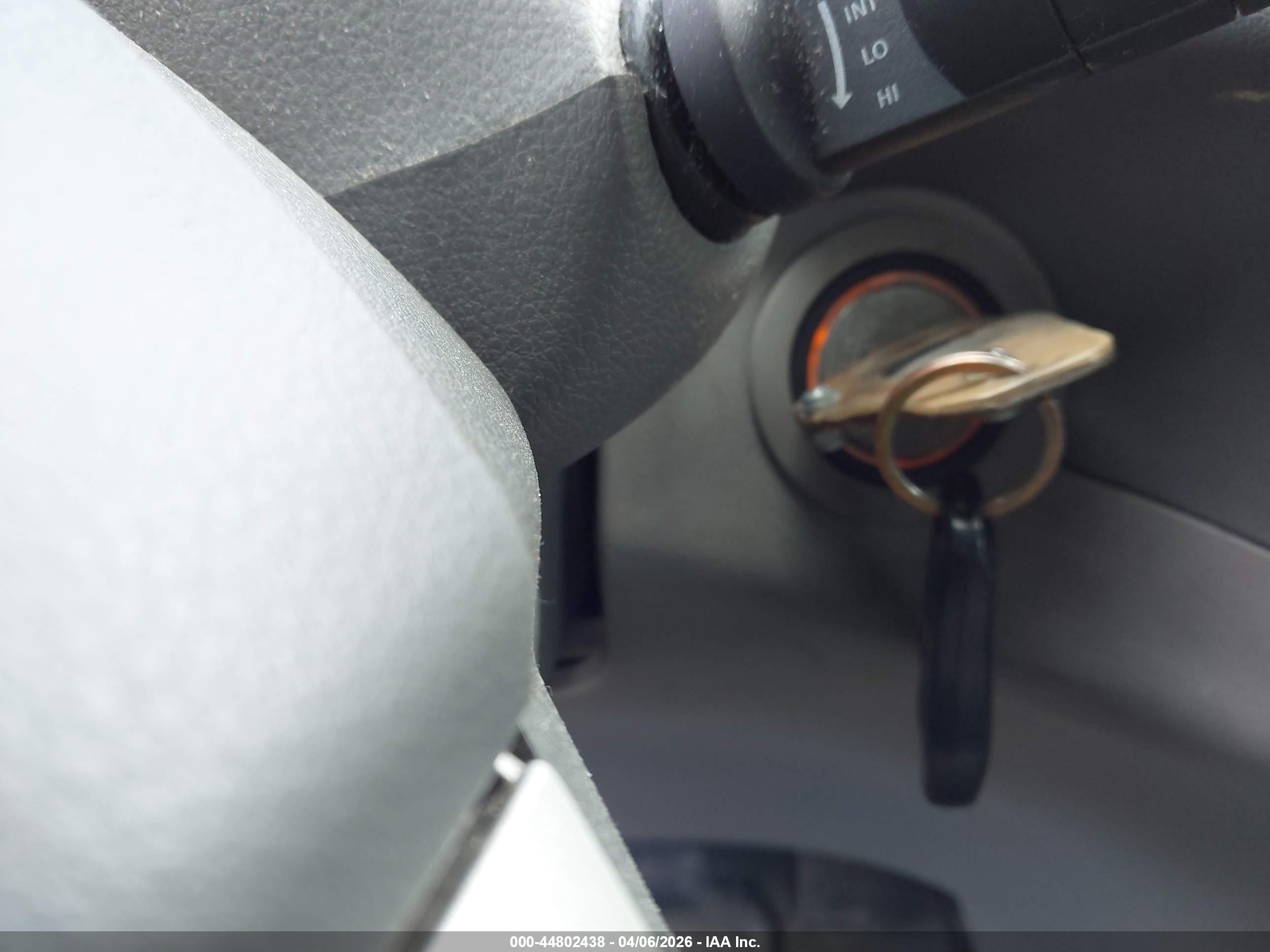 NISSAN QUEST image 11