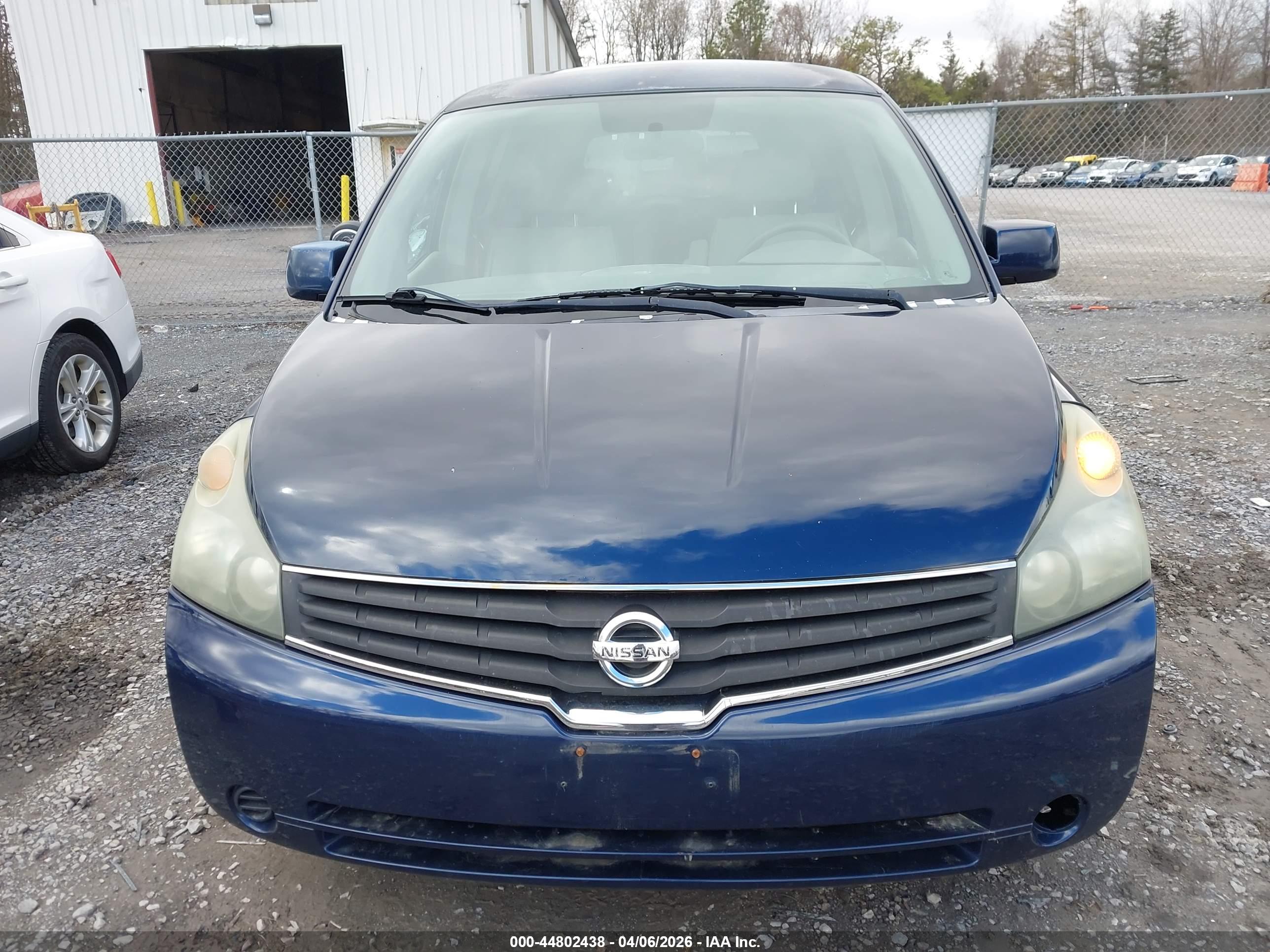 NISSAN QUEST image 6