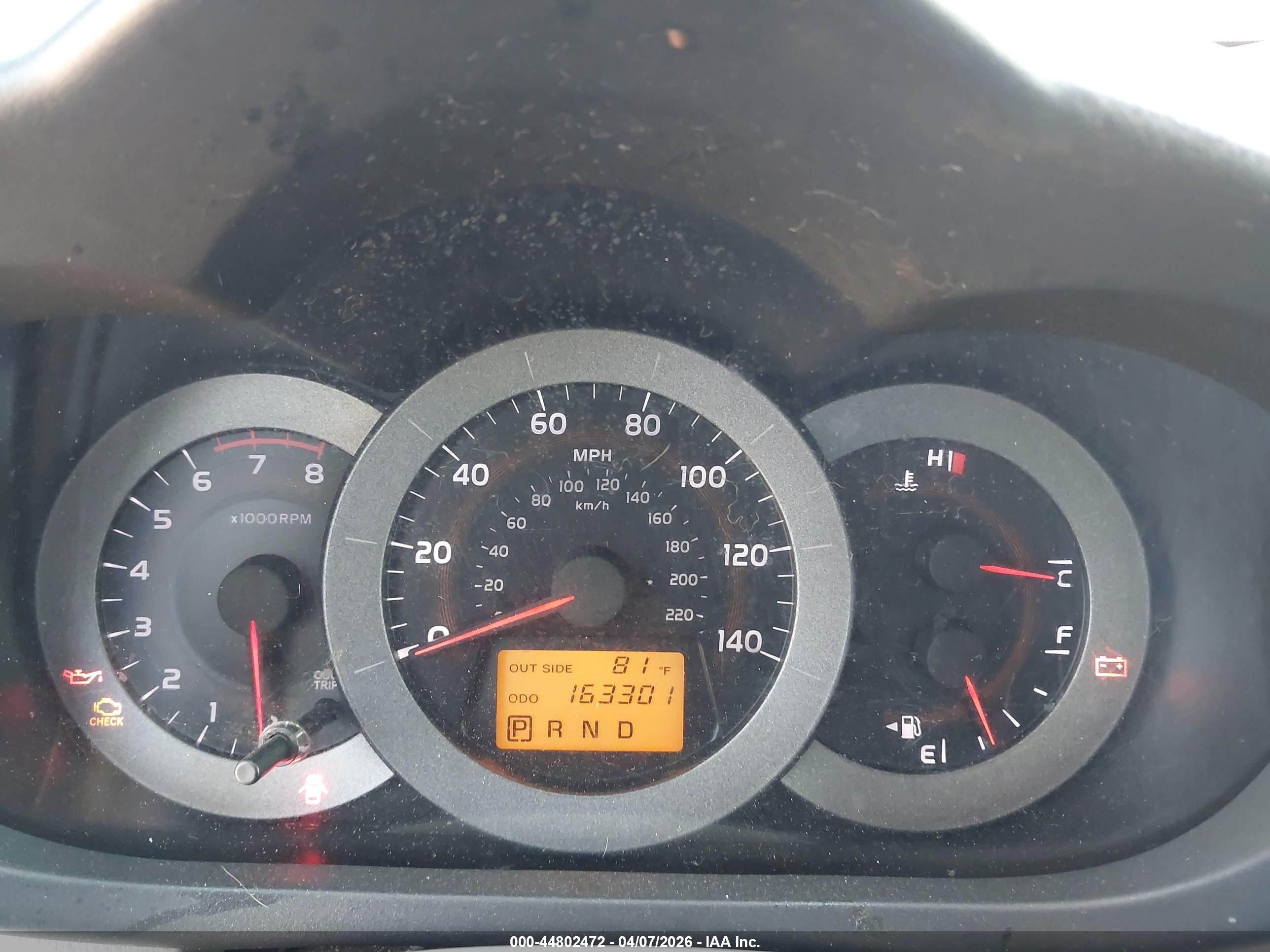 TOYOTA RAV4 image 7