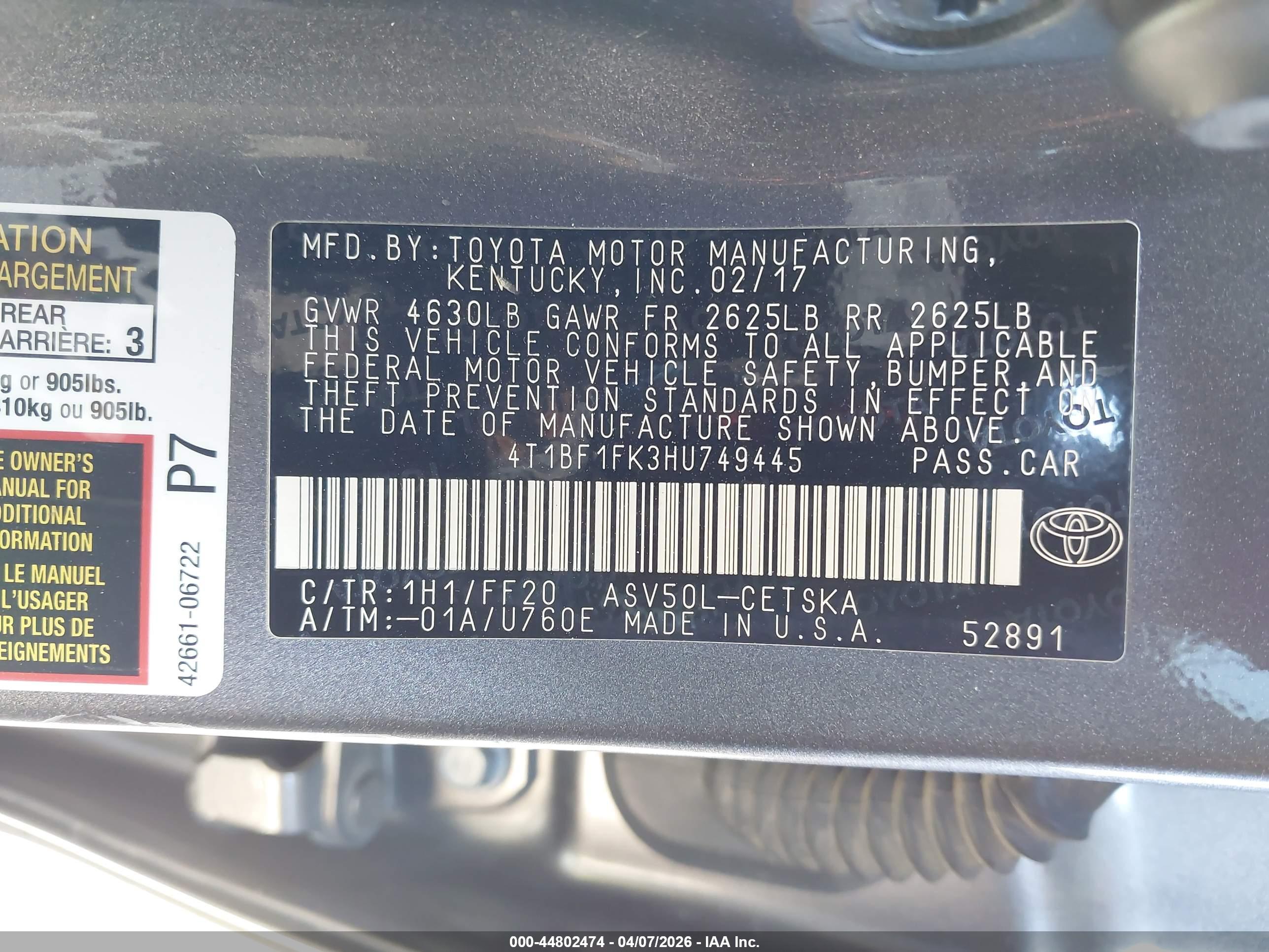 TOYOTA CAMRY image 9