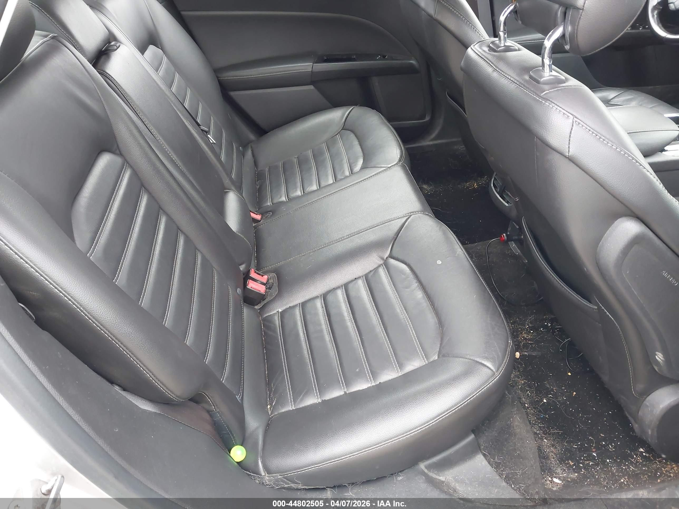 FORD FUSION image 8