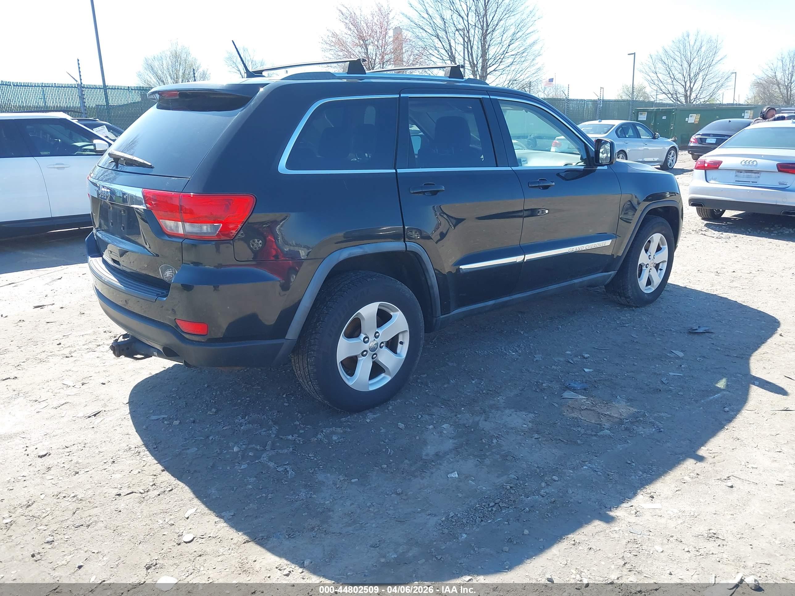 JEEP GRAND image 4