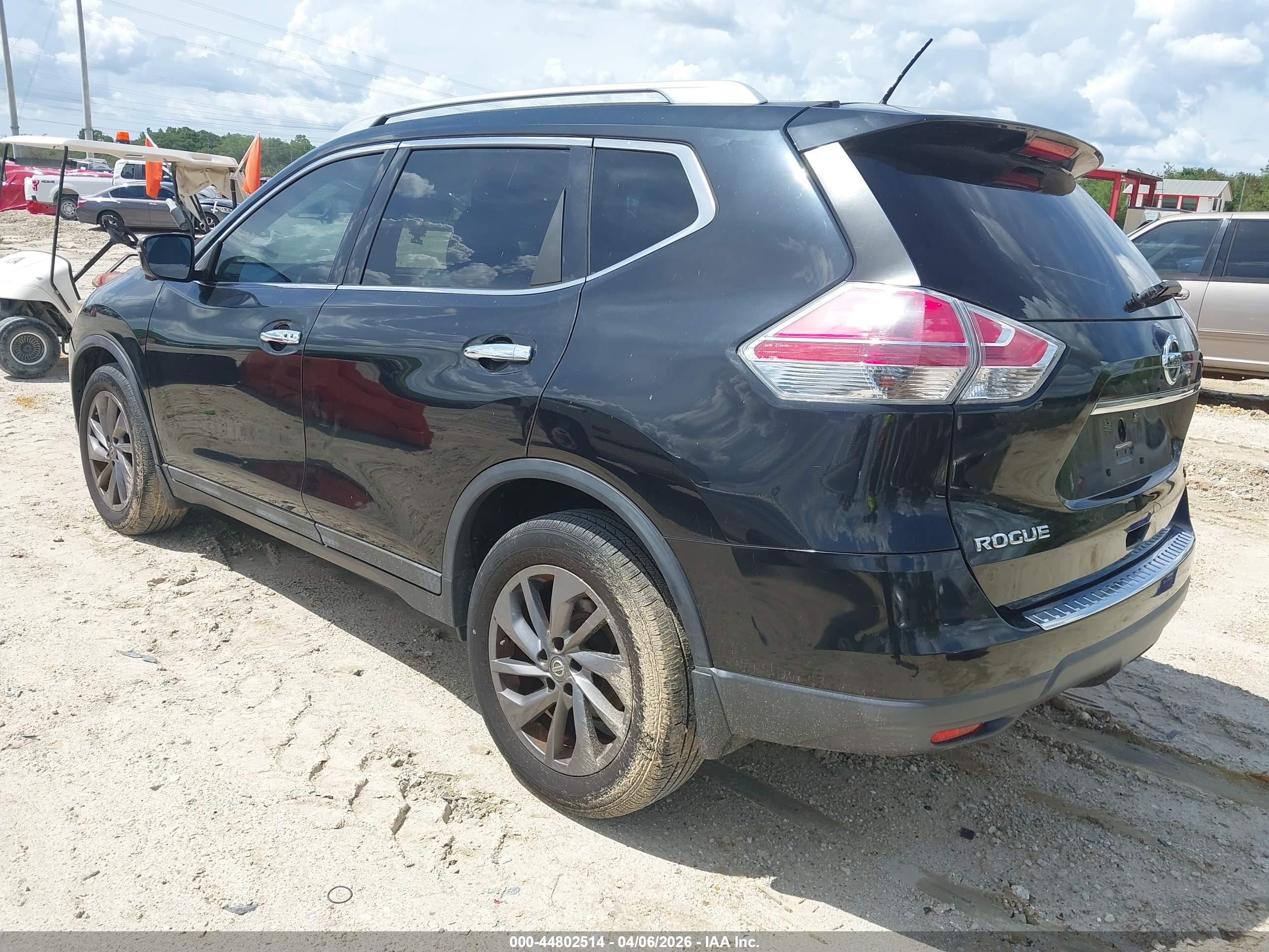 NISSAN ROGUE image 3