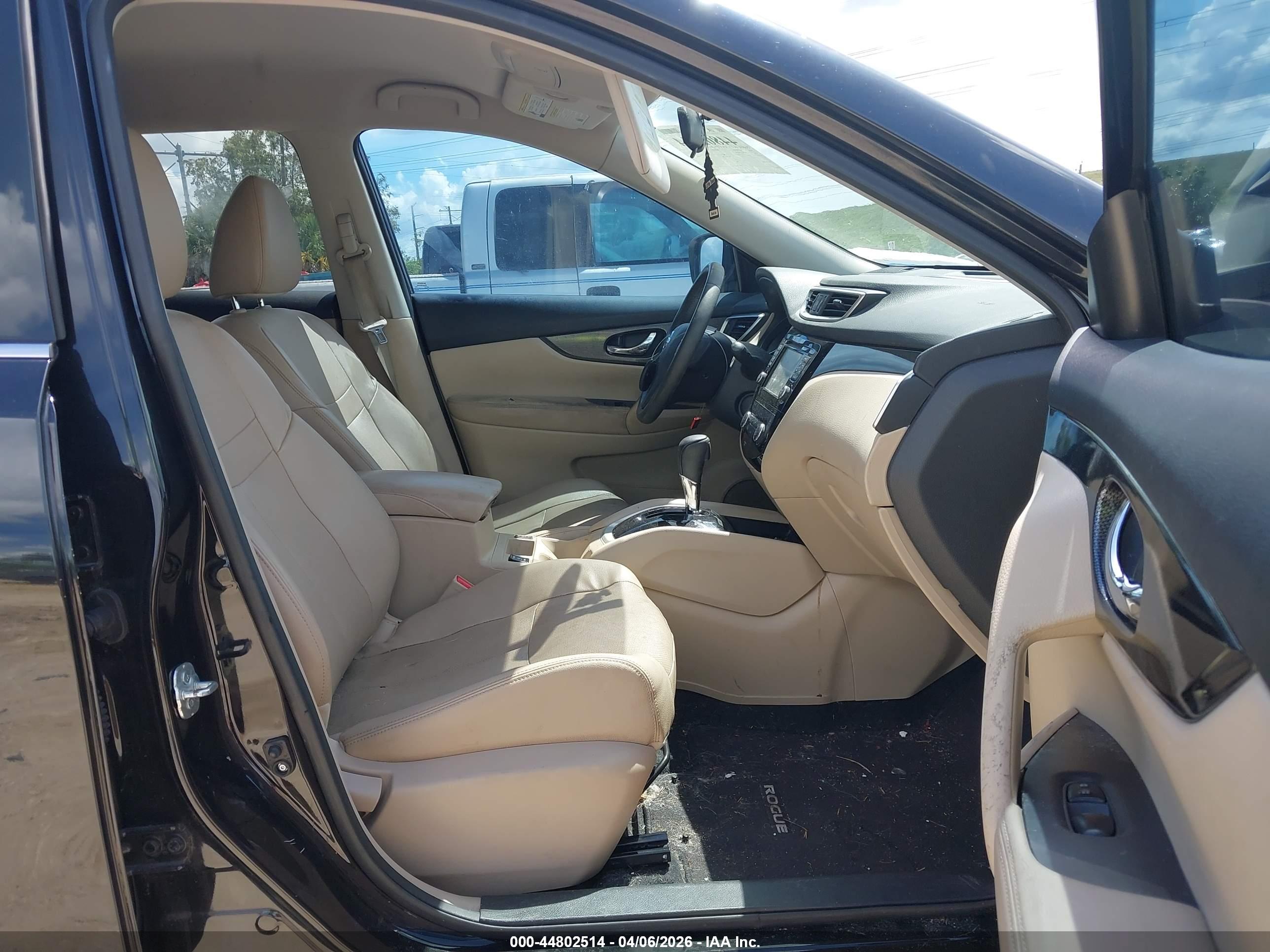 NISSAN ROGUE image 5