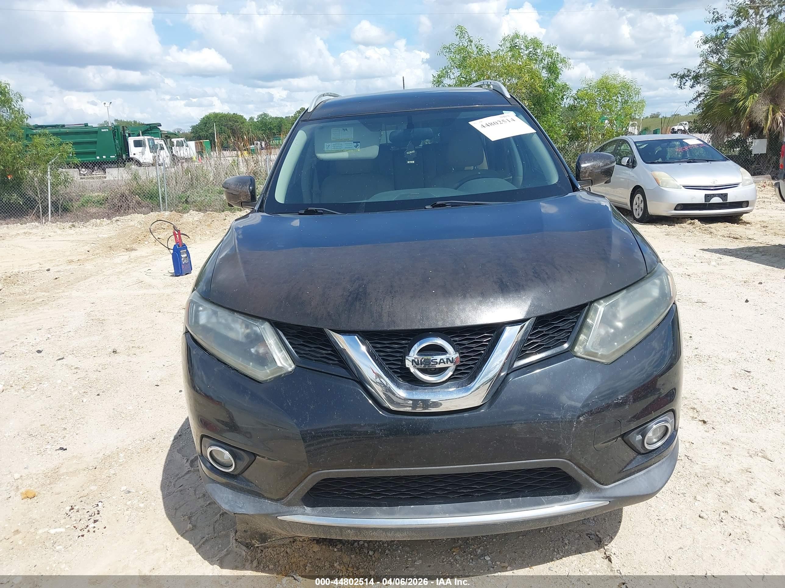 NISSAN ROGUE image 6