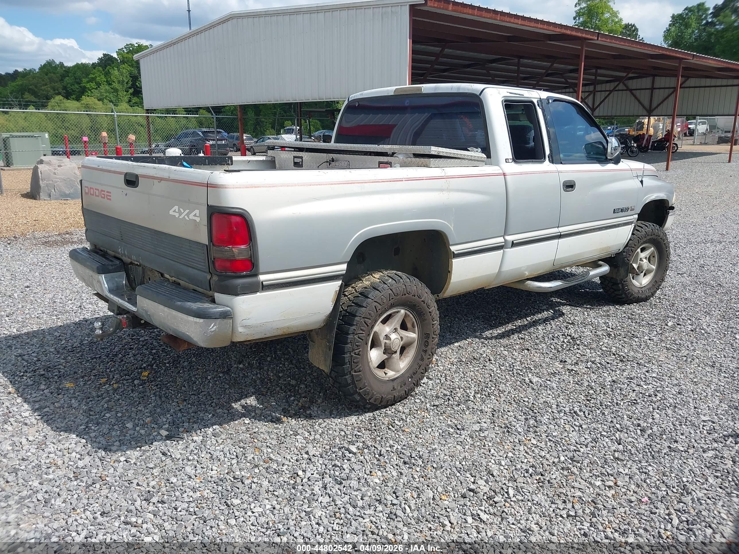 DODGE RAM image 4