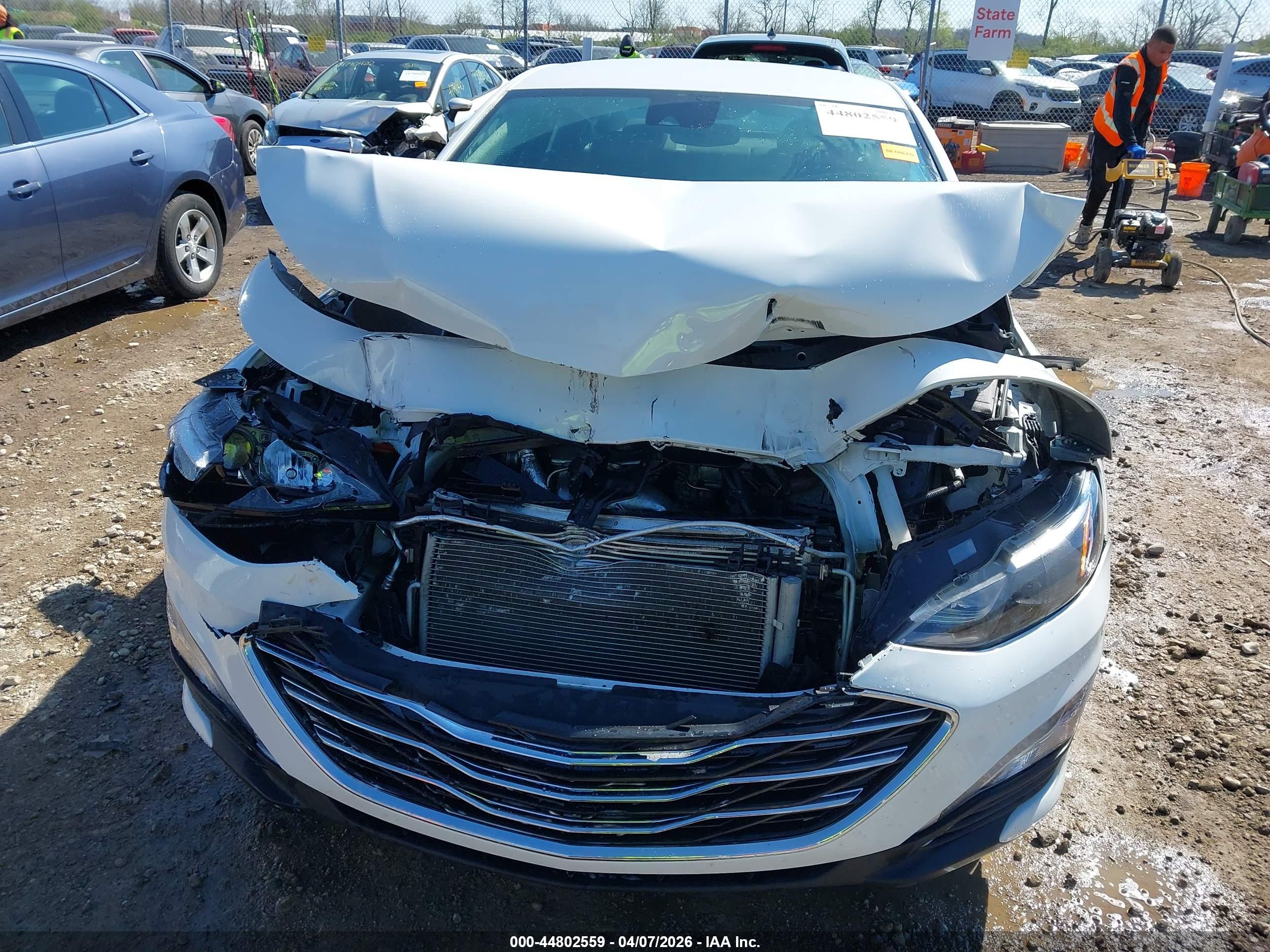 CHEVROLET MALIBU image 6