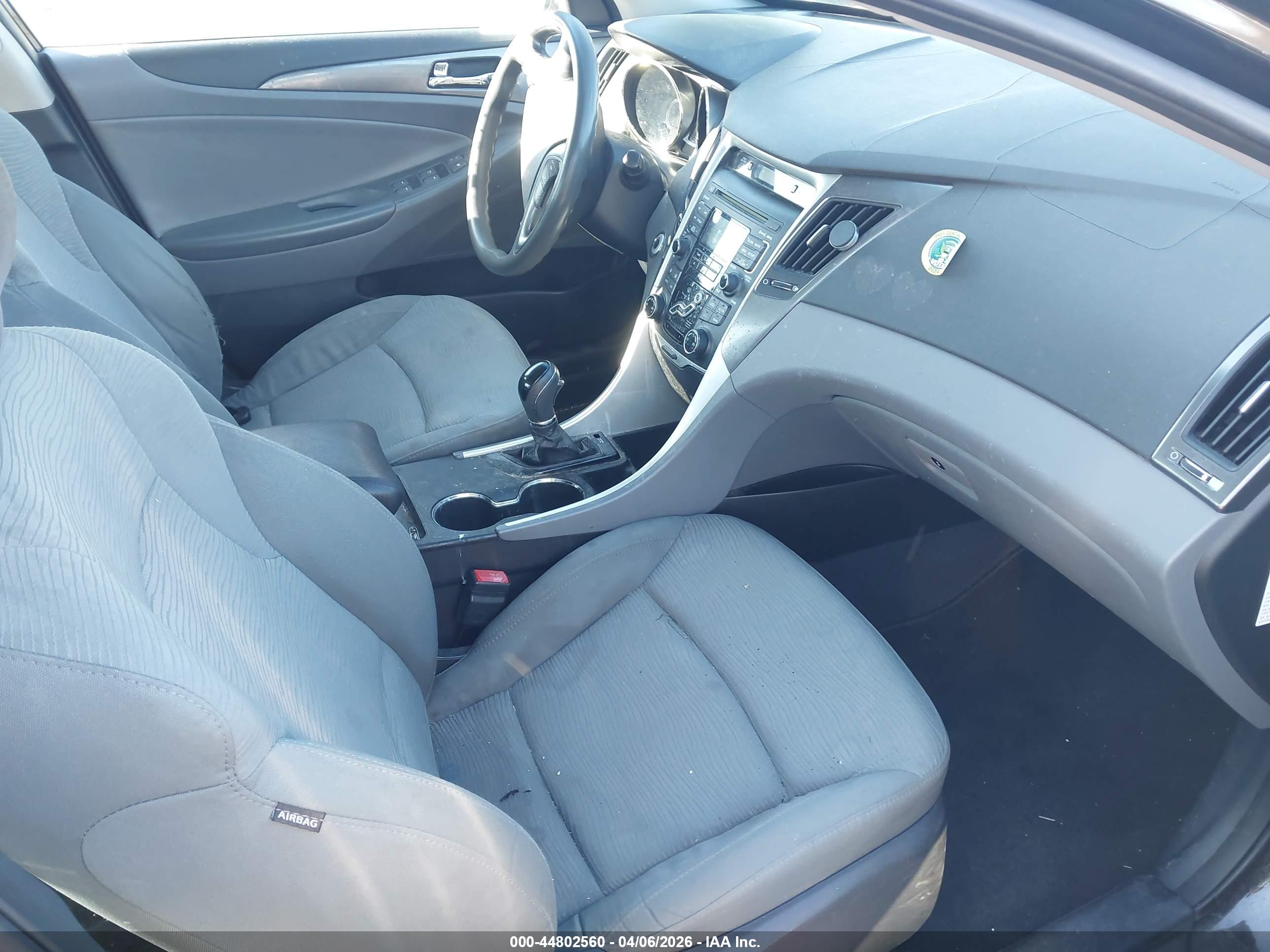 HYUNDAI SONATA image 5