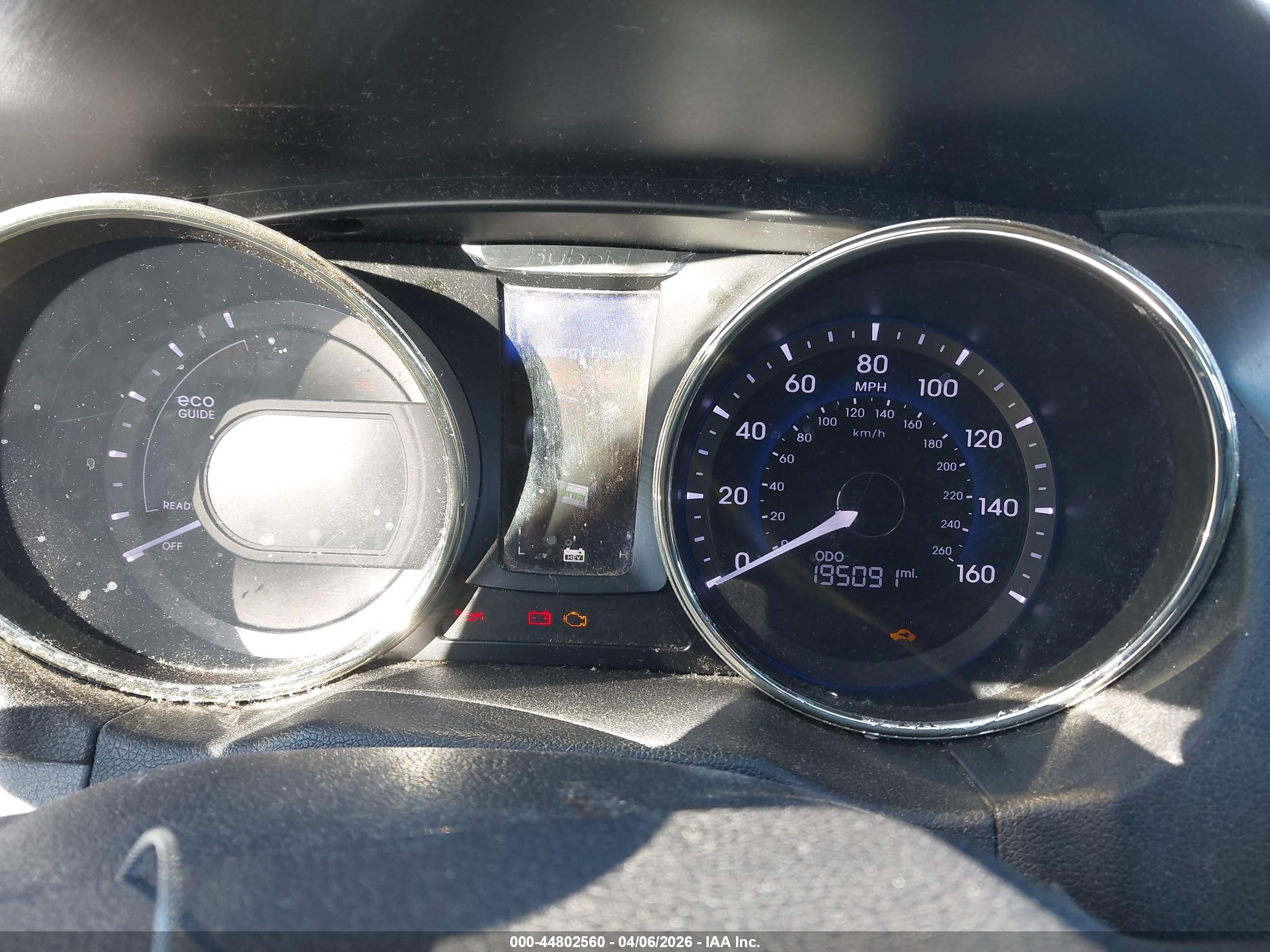 HYUNDAI SONATA image 7