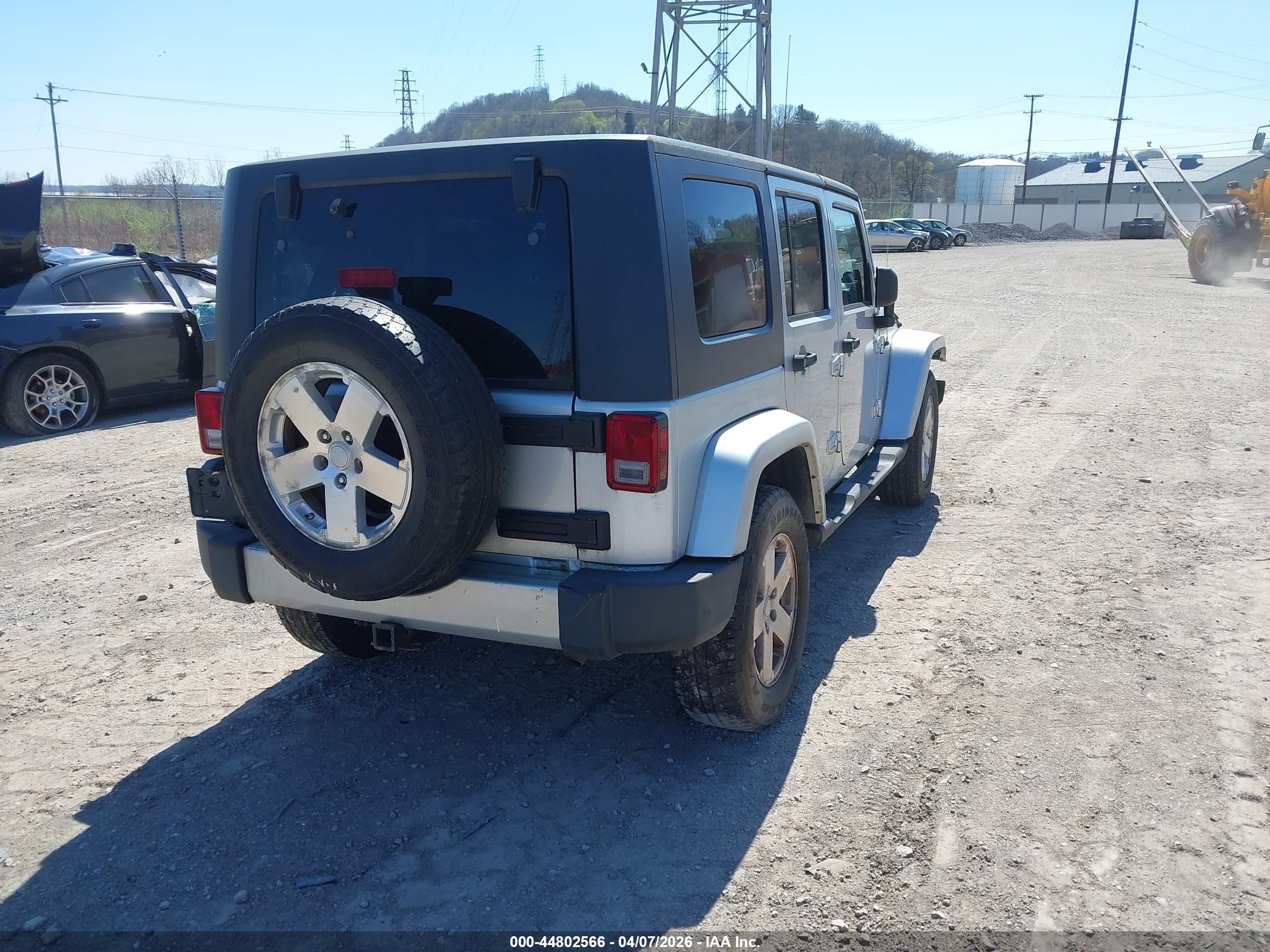 JEEP WRANGLER image 4
