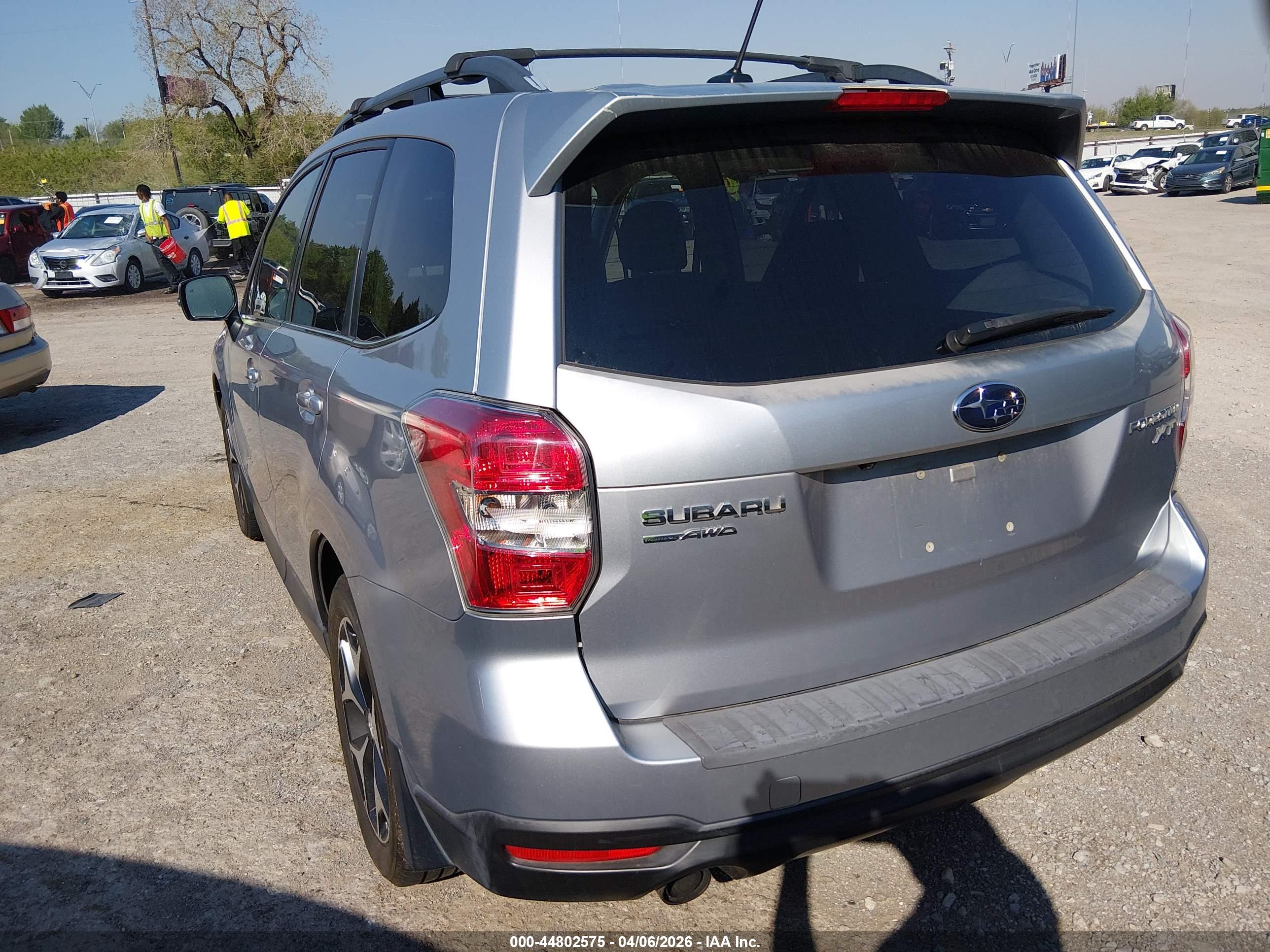 SUBARU FORESTER image 3