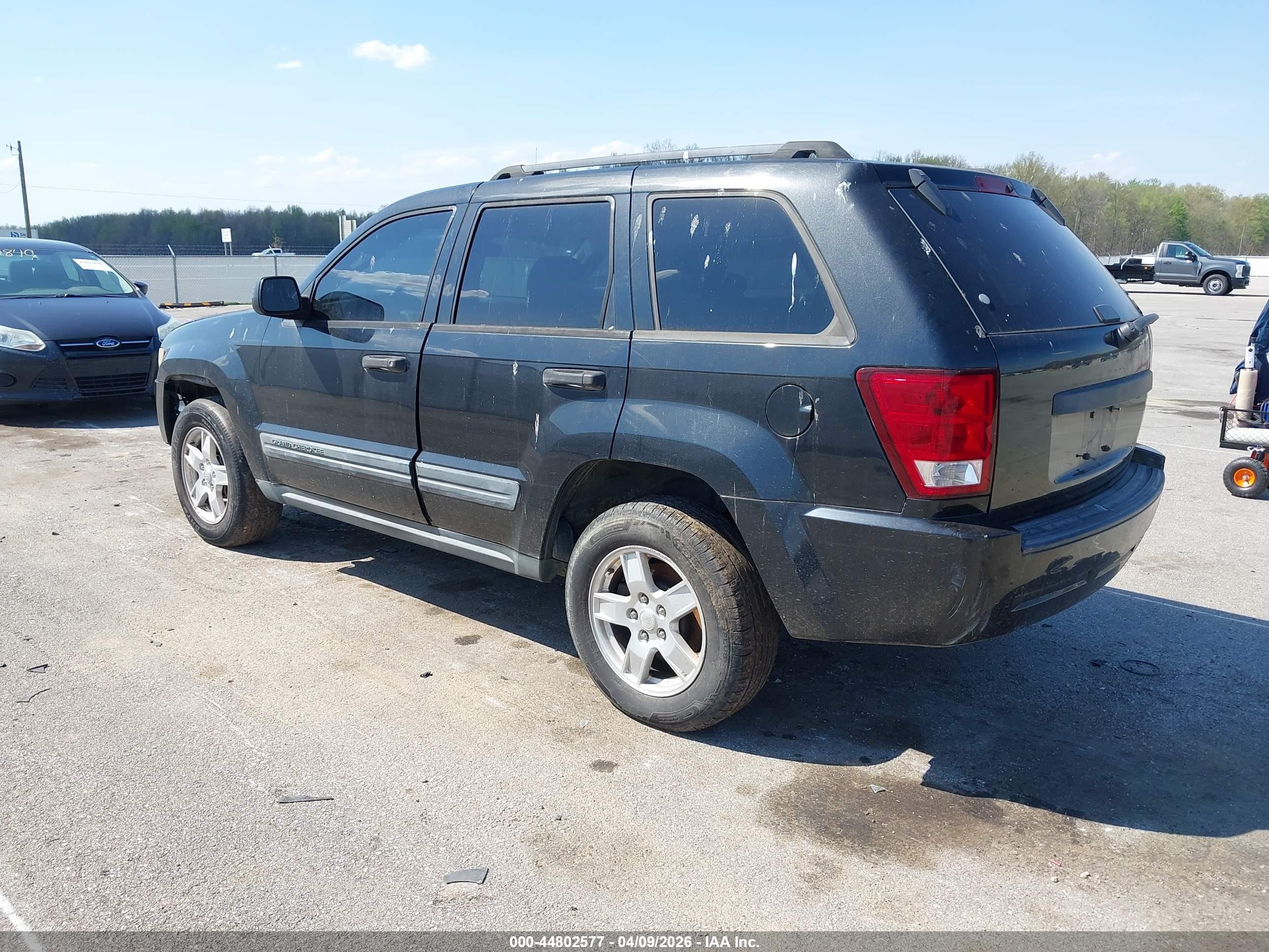 JEEP GRAND image 3