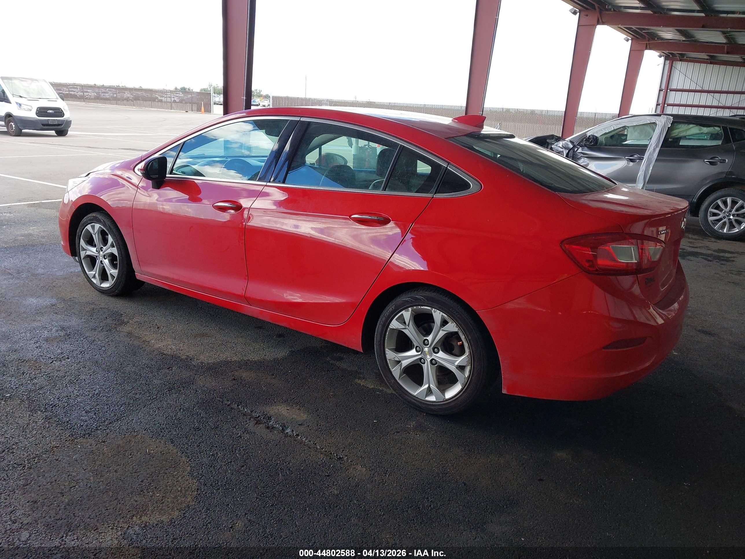 CHEVROLET CRUZE image 3