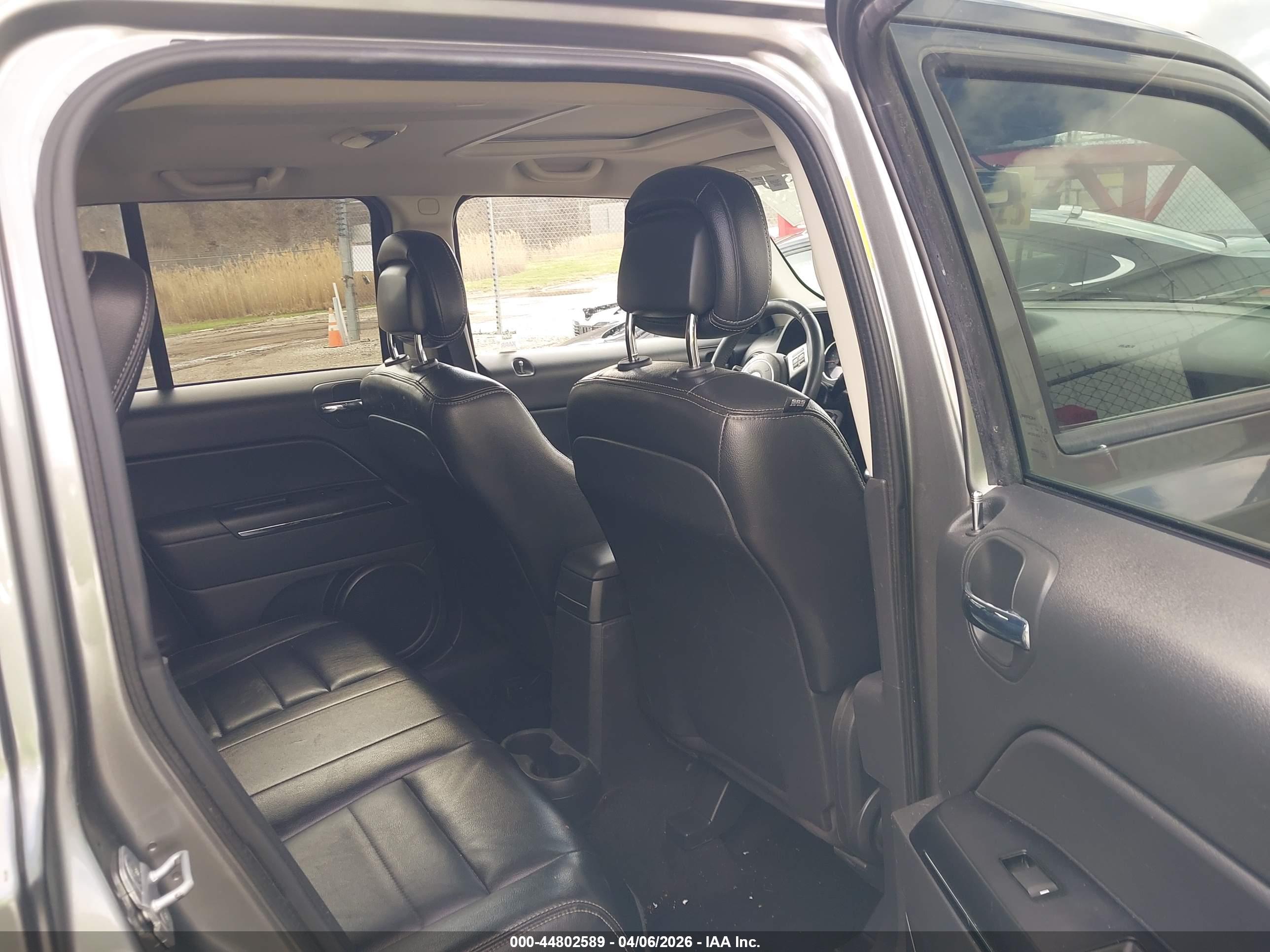 JEEP PATRIOT image 8
