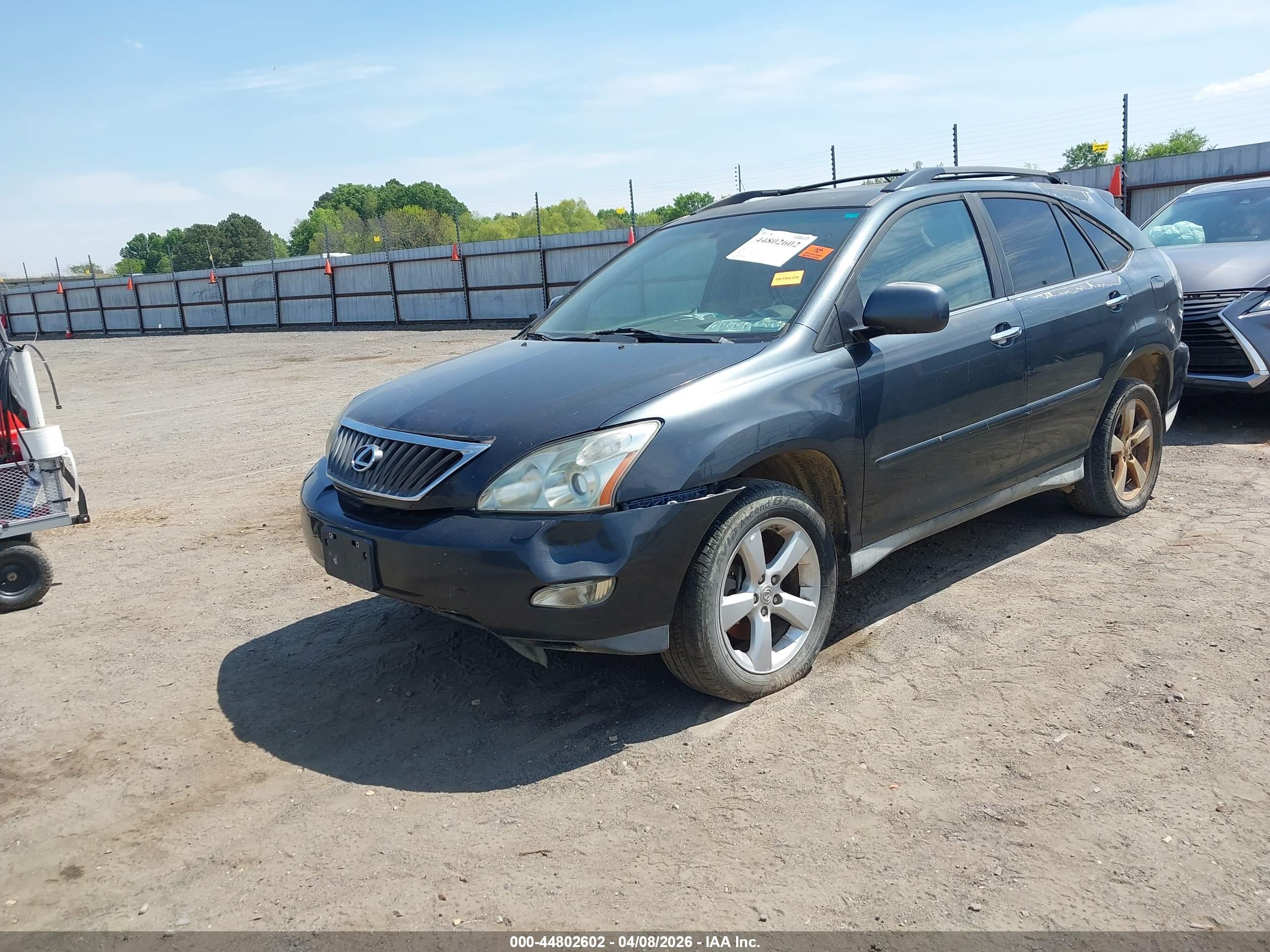 LEXUS RX image 2