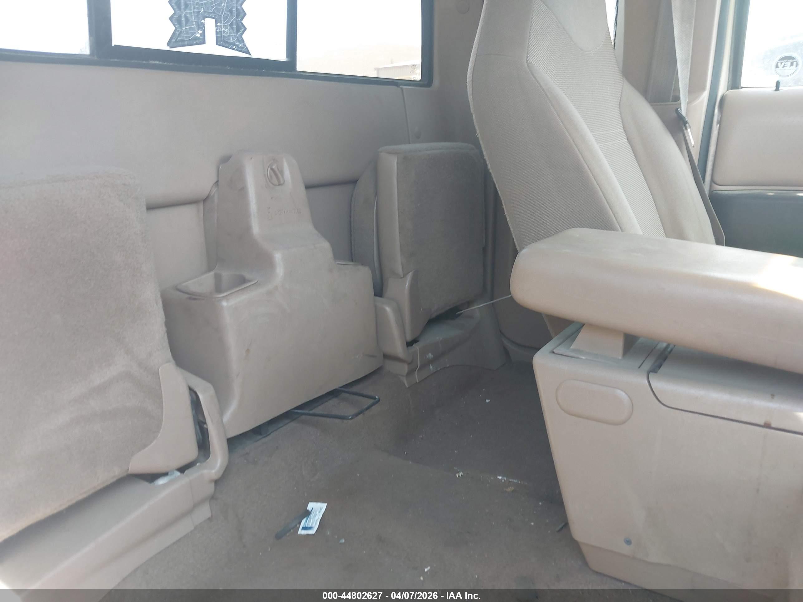 FORD RANGER image 8