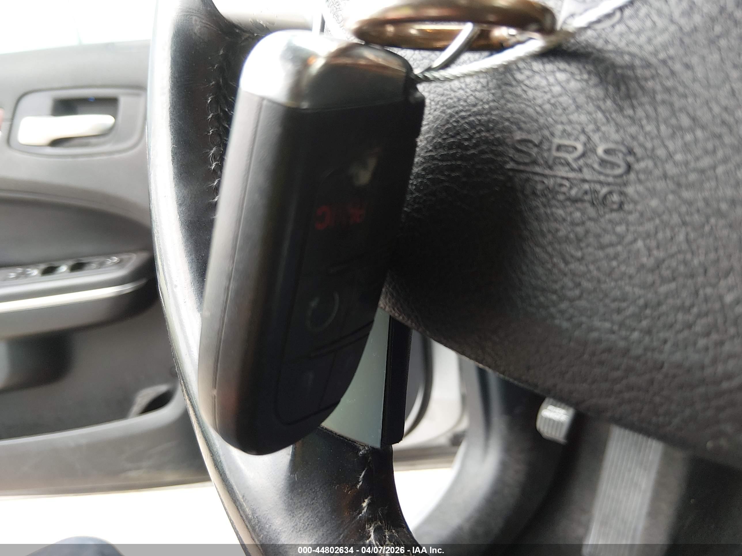CHRYSLER 300 image 11