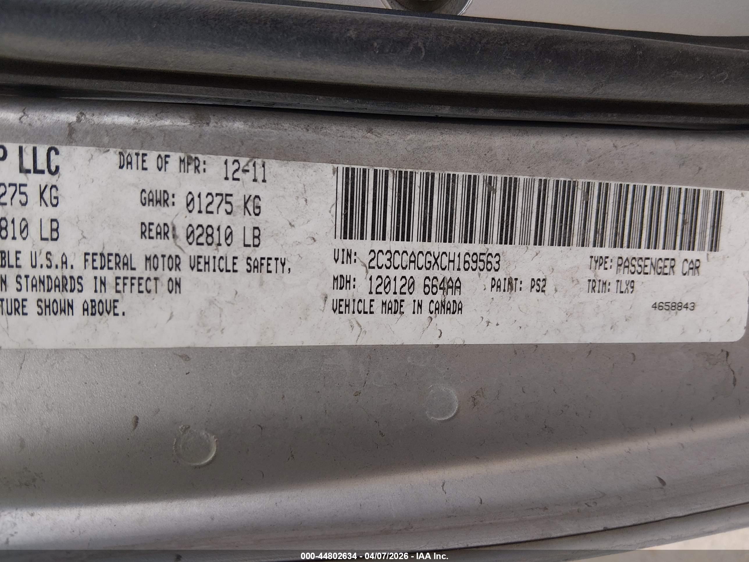 CHRYSLER 300 image 9