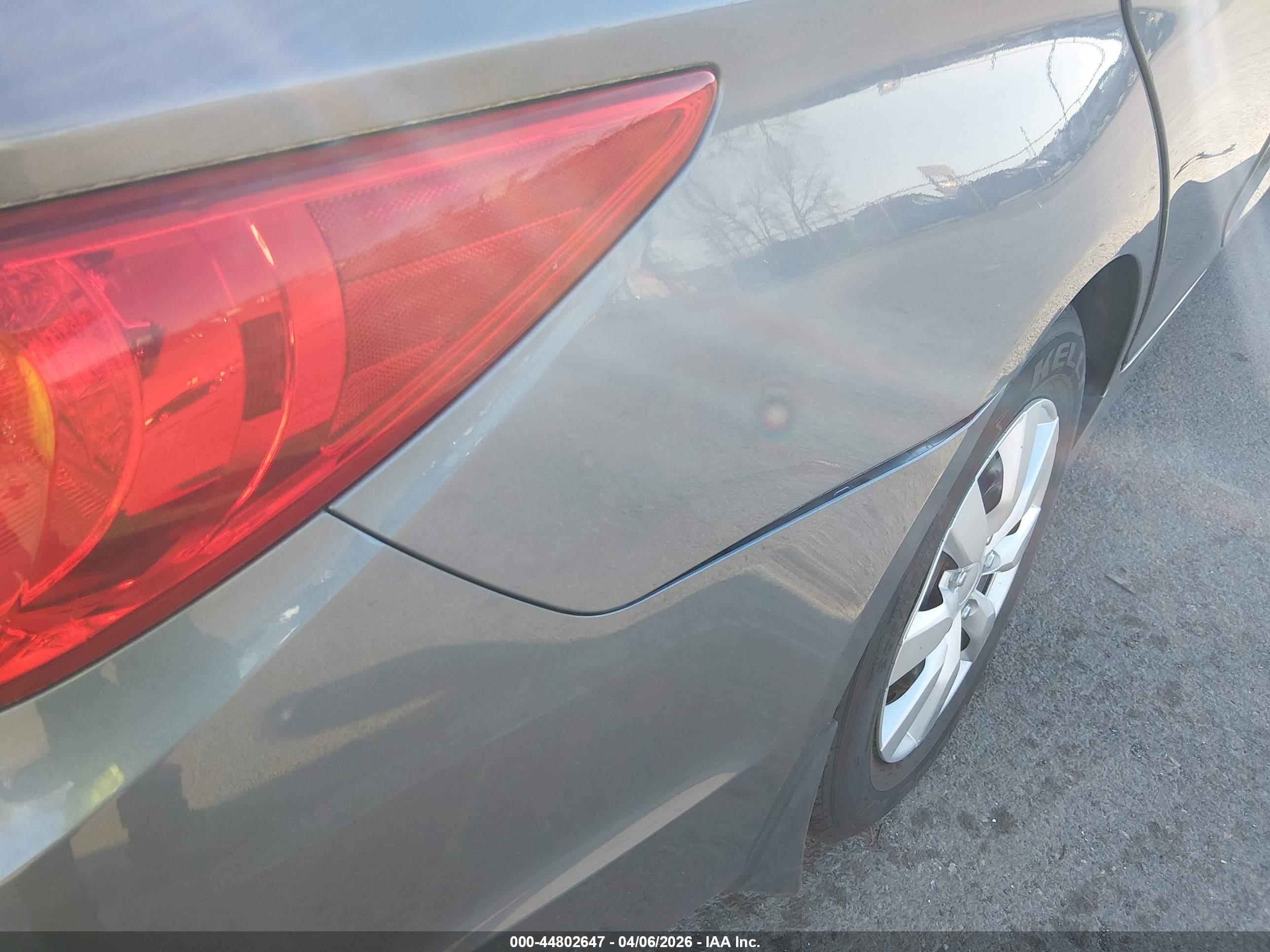 HYUNDAI SONATA image 6