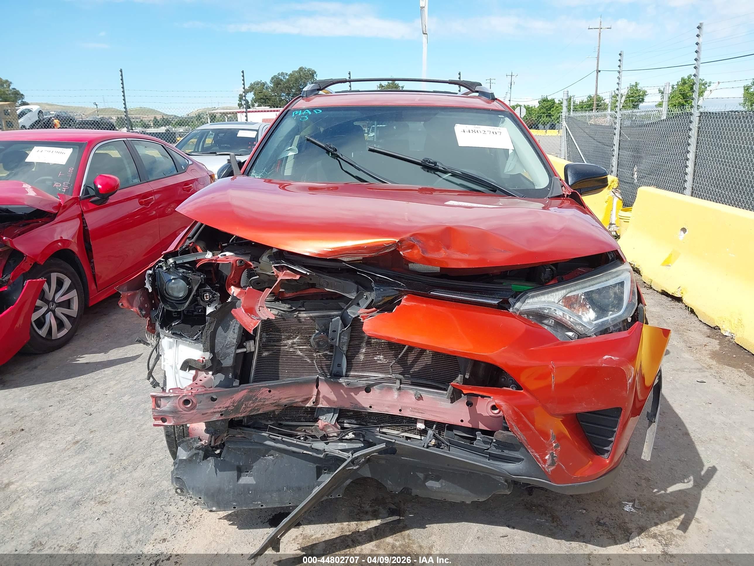 TOYOTA RAV4 image 6