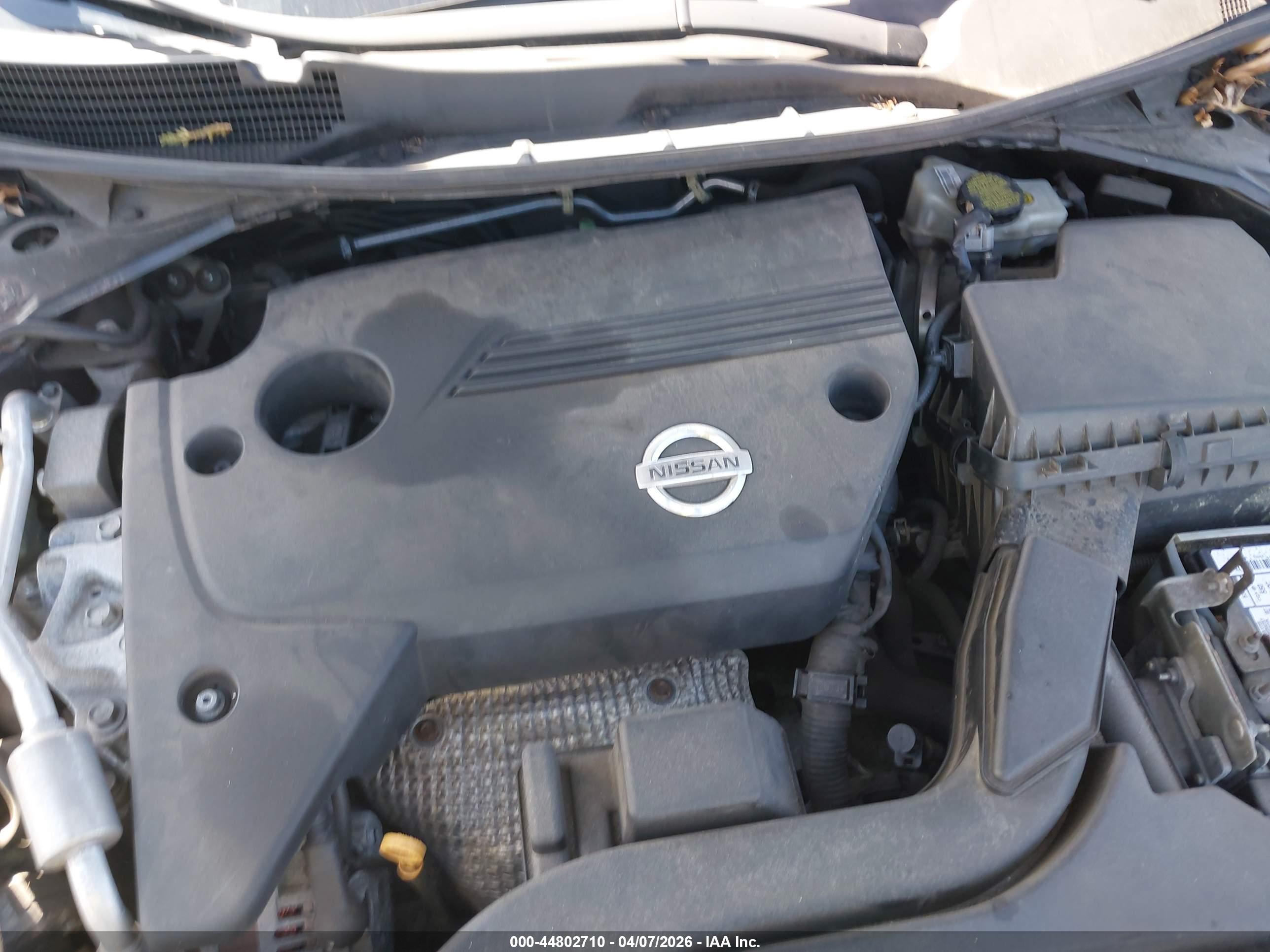 NISSAN ALTIMA image 10