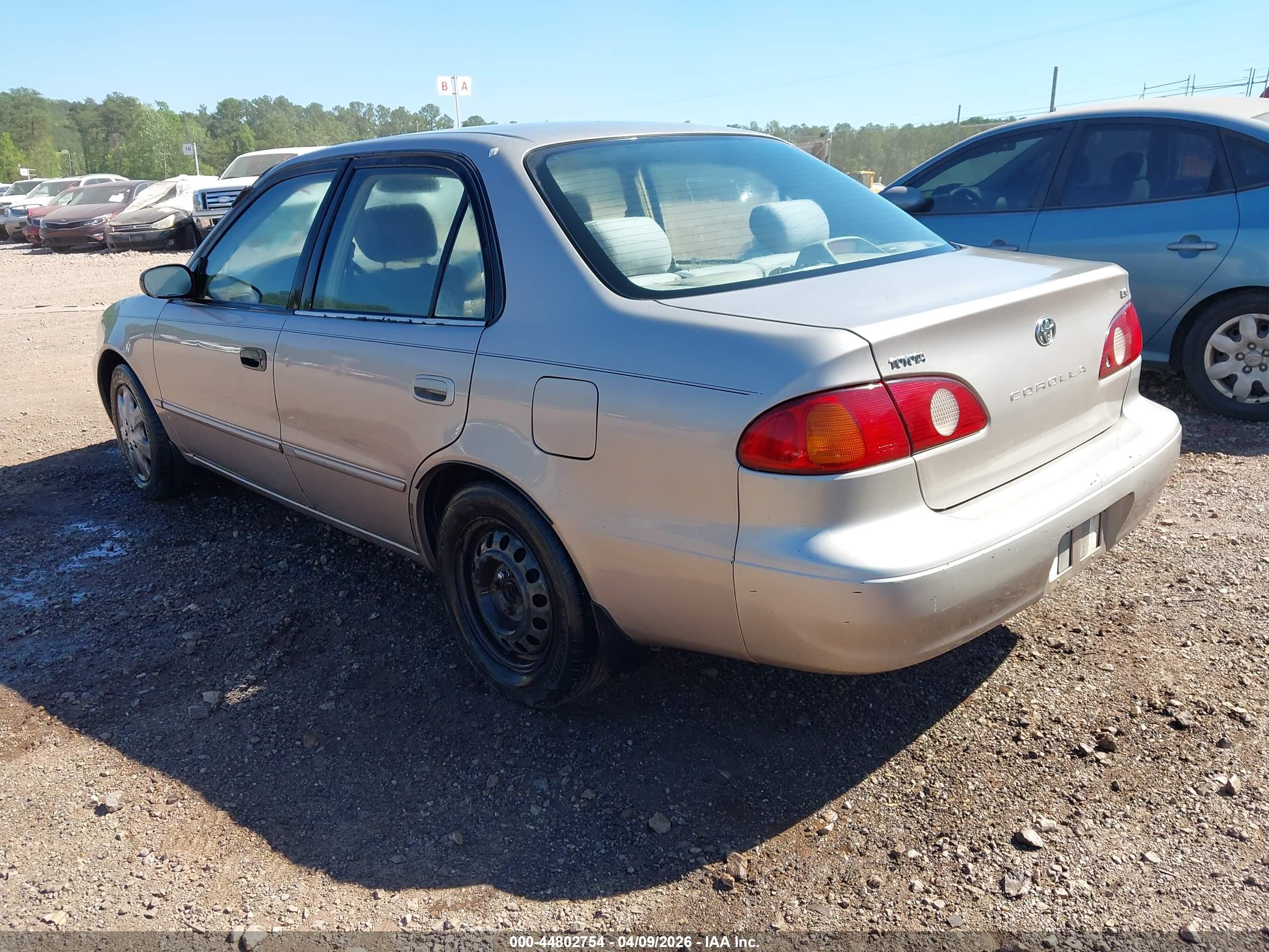 TOYOTA COROLLA image 3