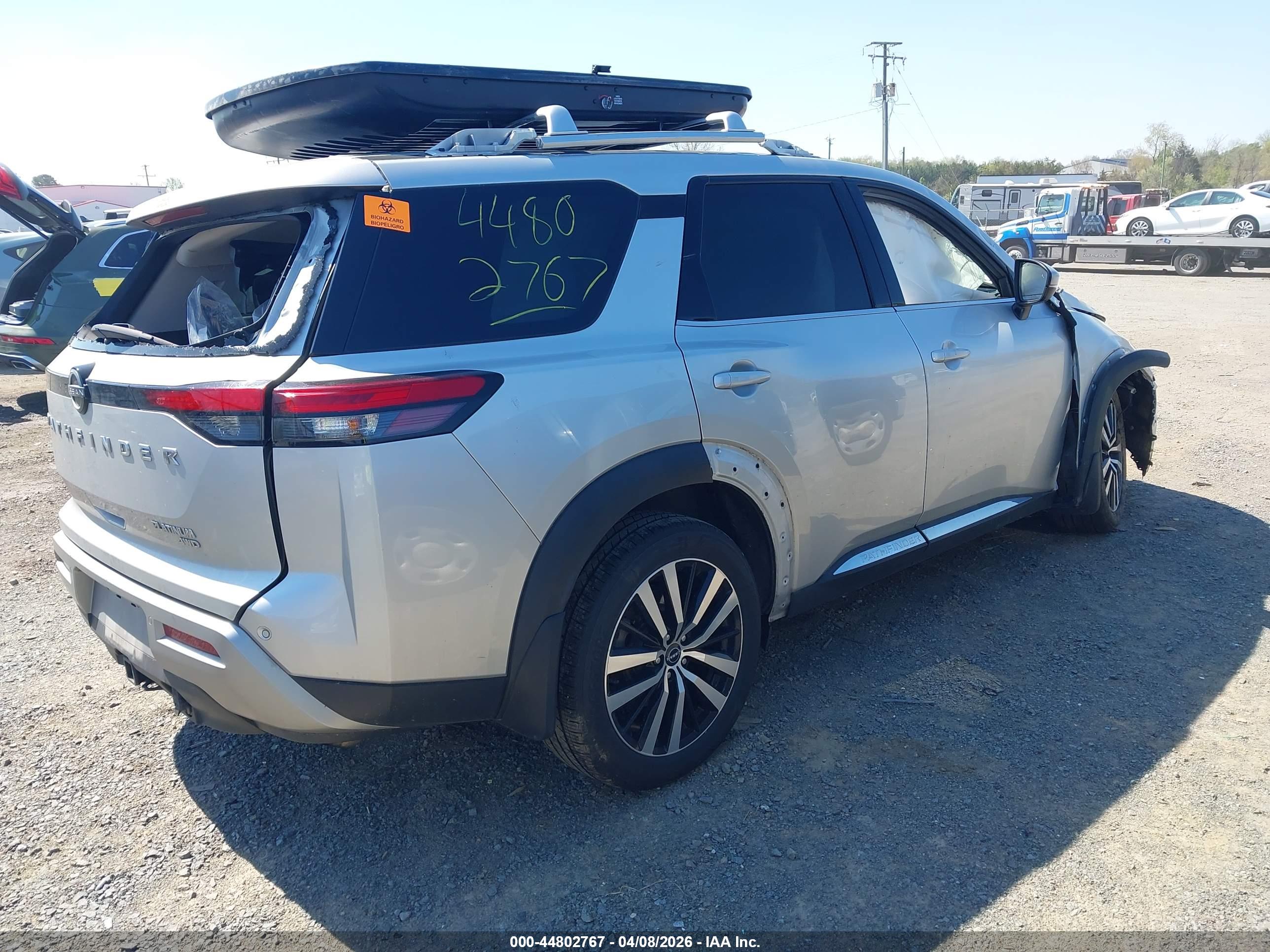 NISSAN PATHFINDER image 4