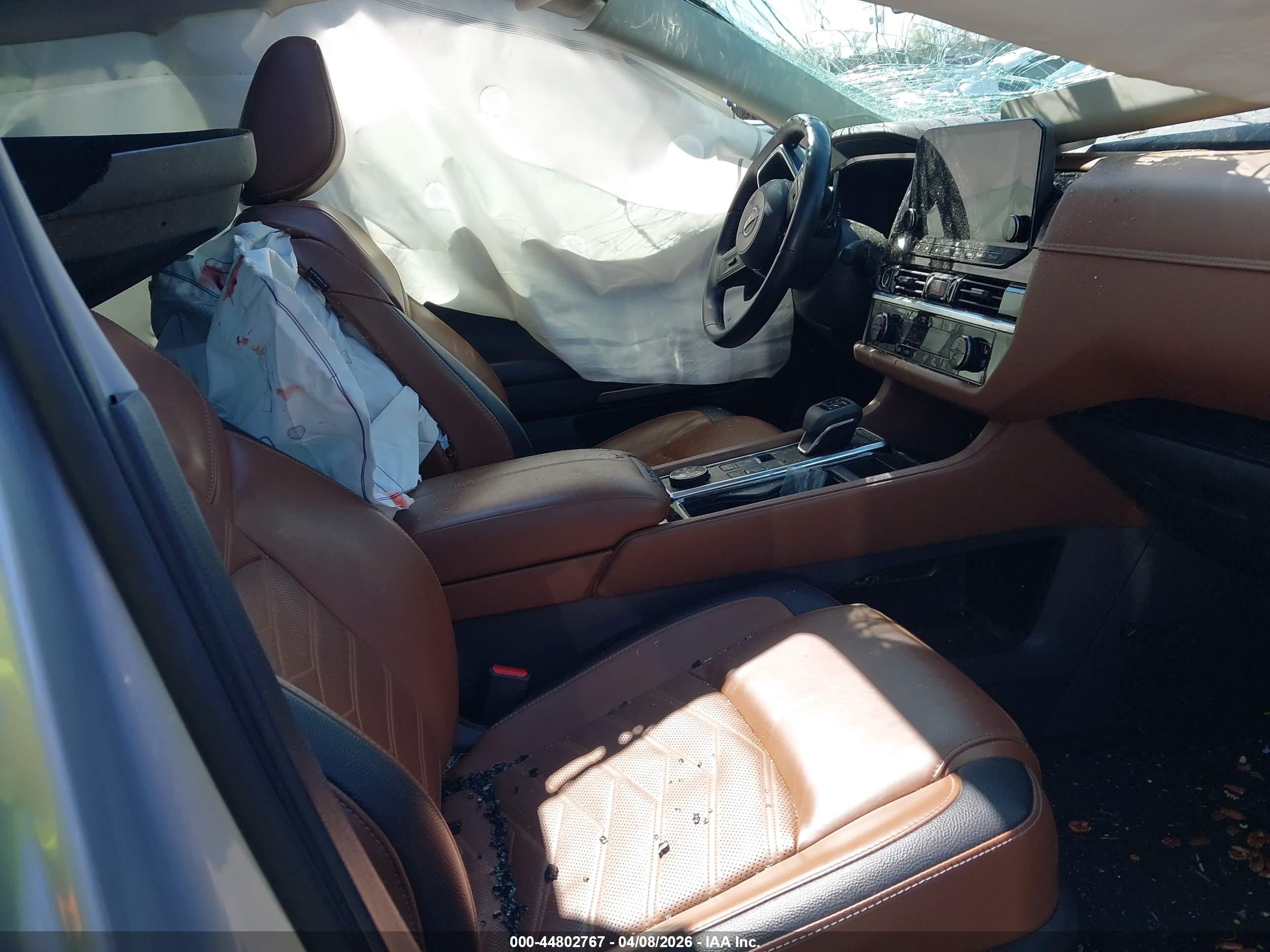 NISSAN PATHFINDER image 5