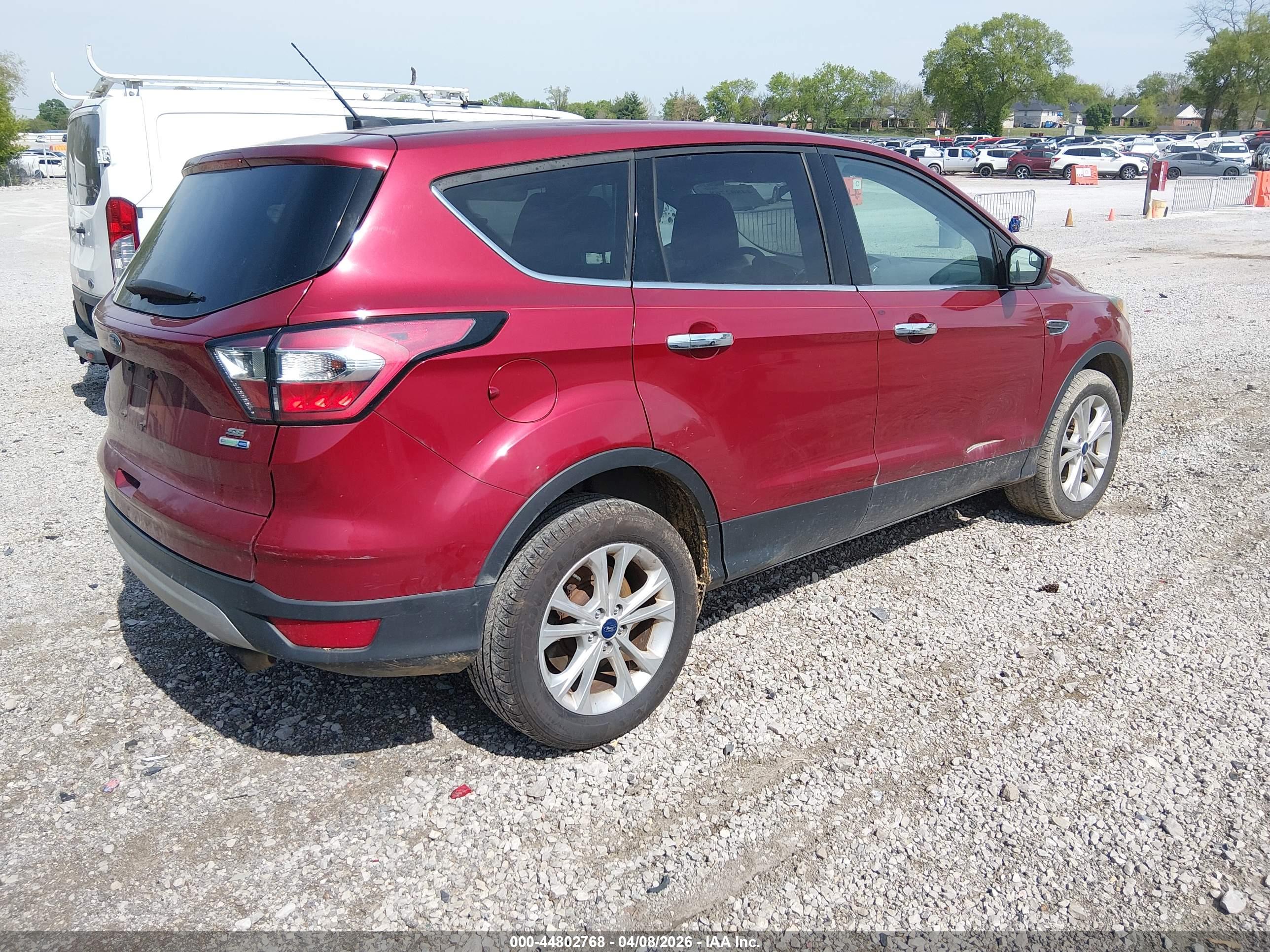 FORD ESCAPE image 4