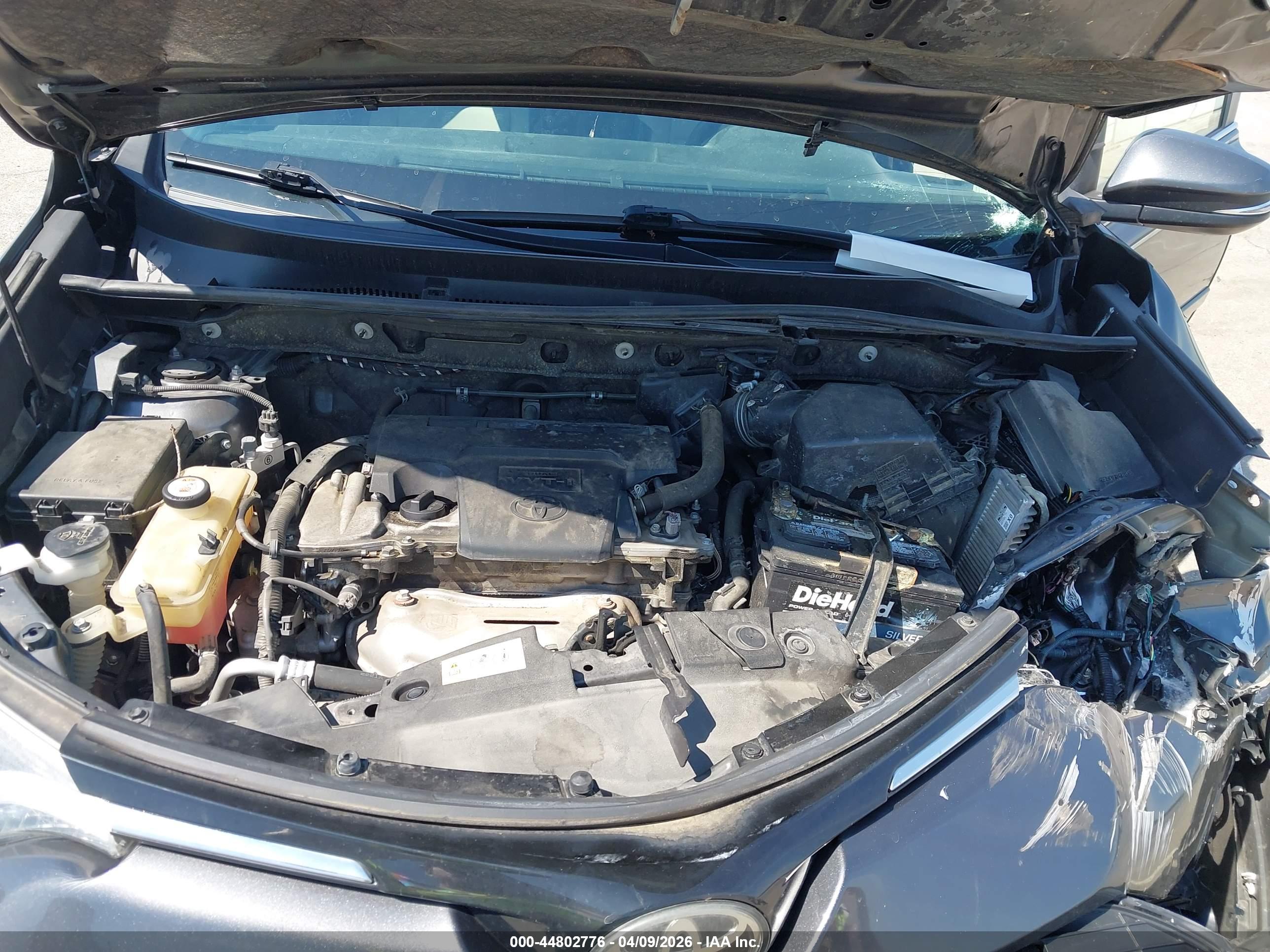 TOYOTA RAV4 image 10