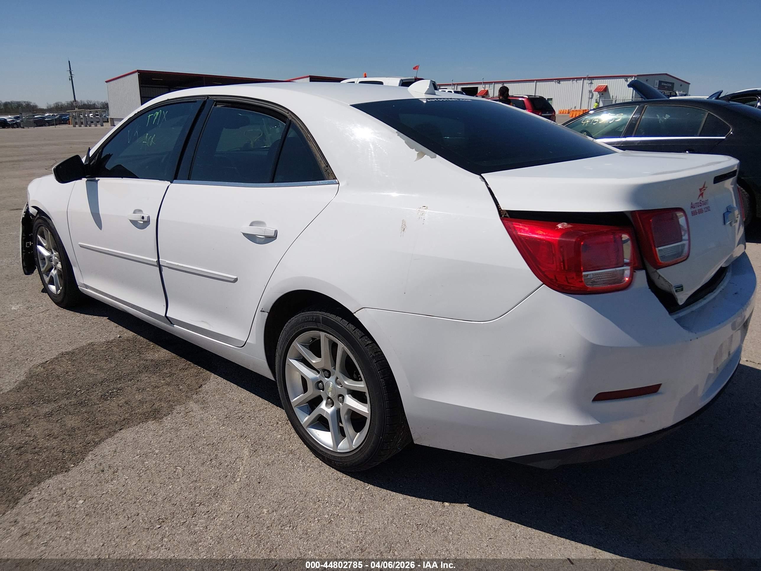 CHEVROLET MALIBU image 3