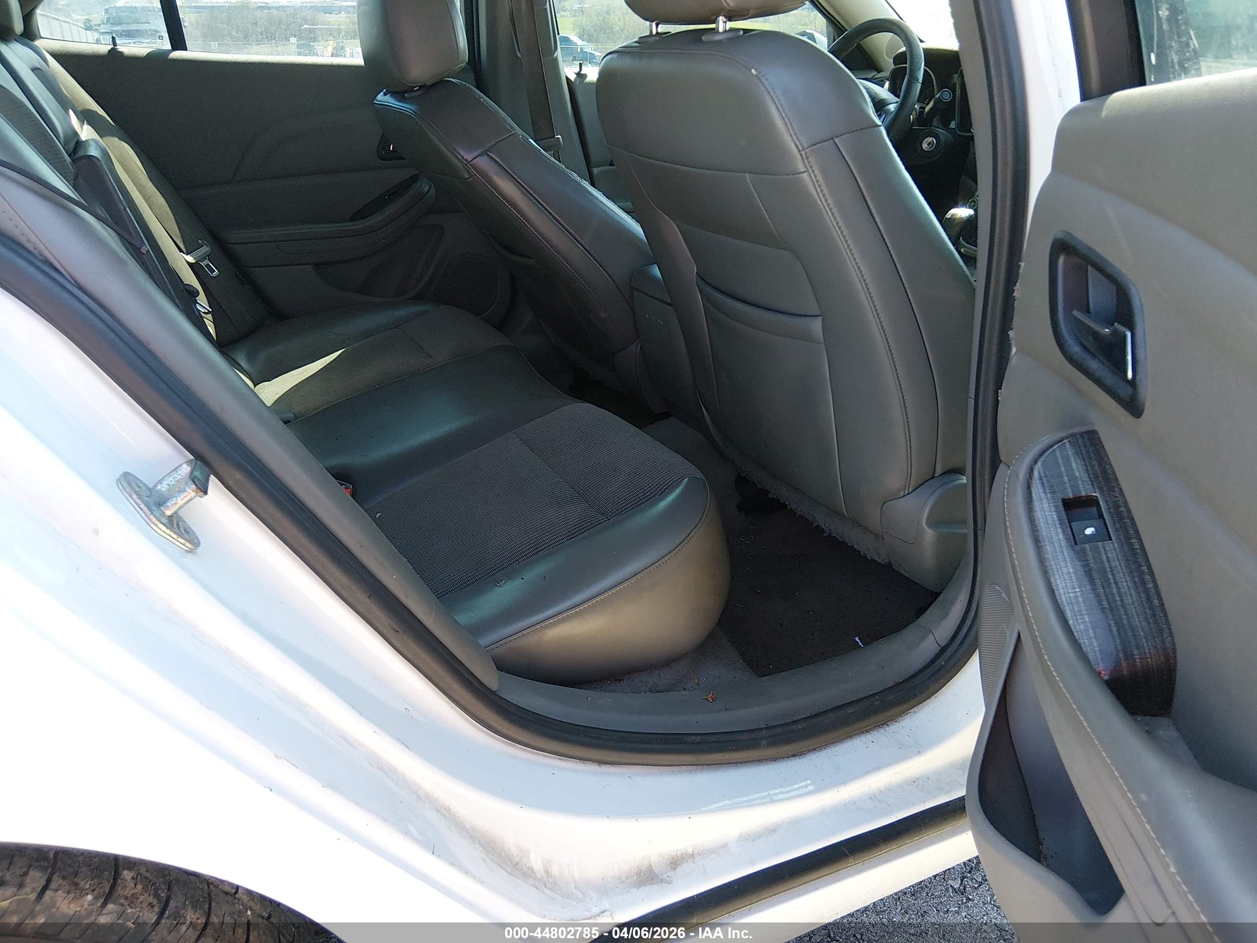 CHEVROLET MALIBU image 8
