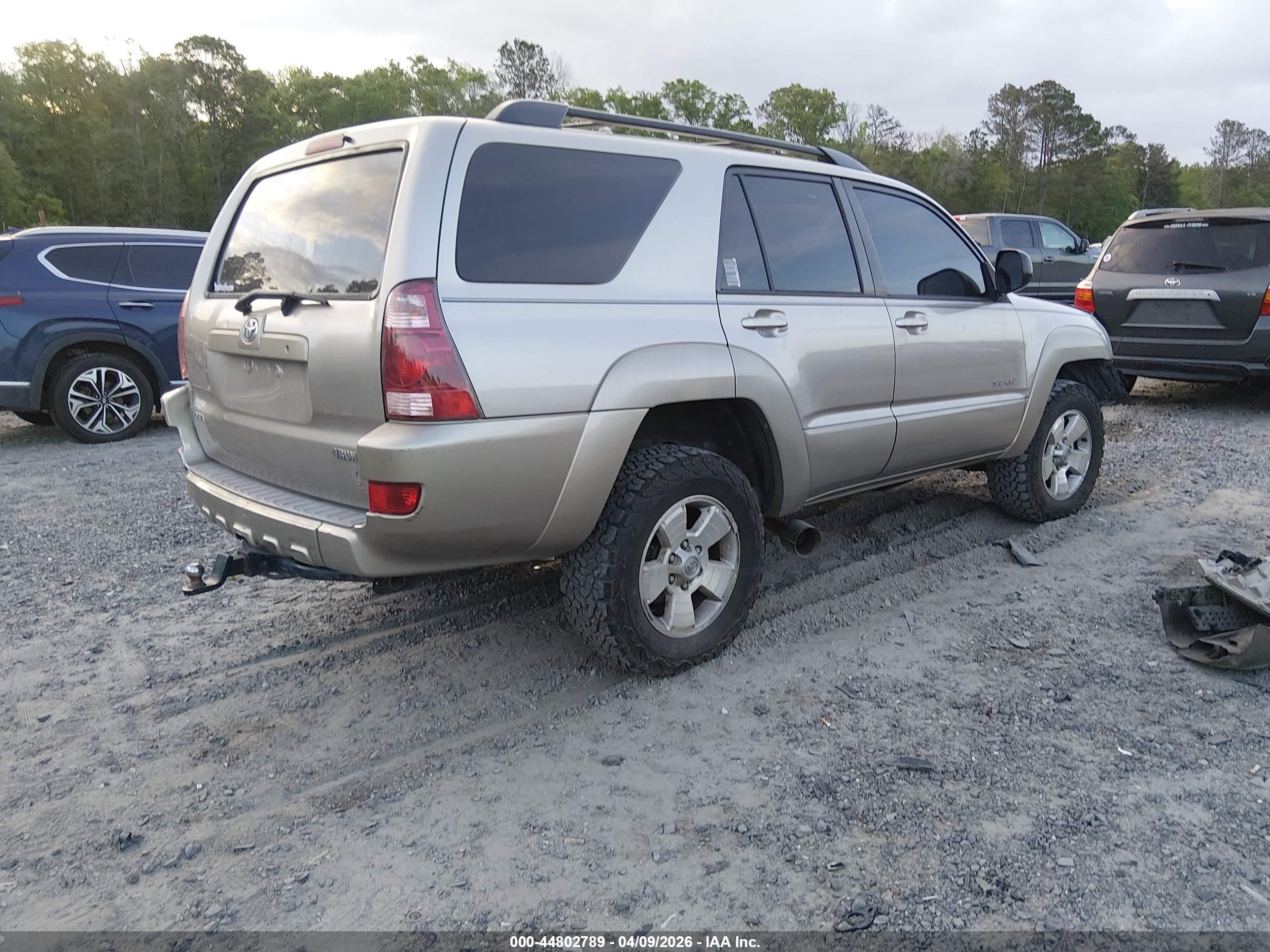 TOYOTA 4RUNNER image 4