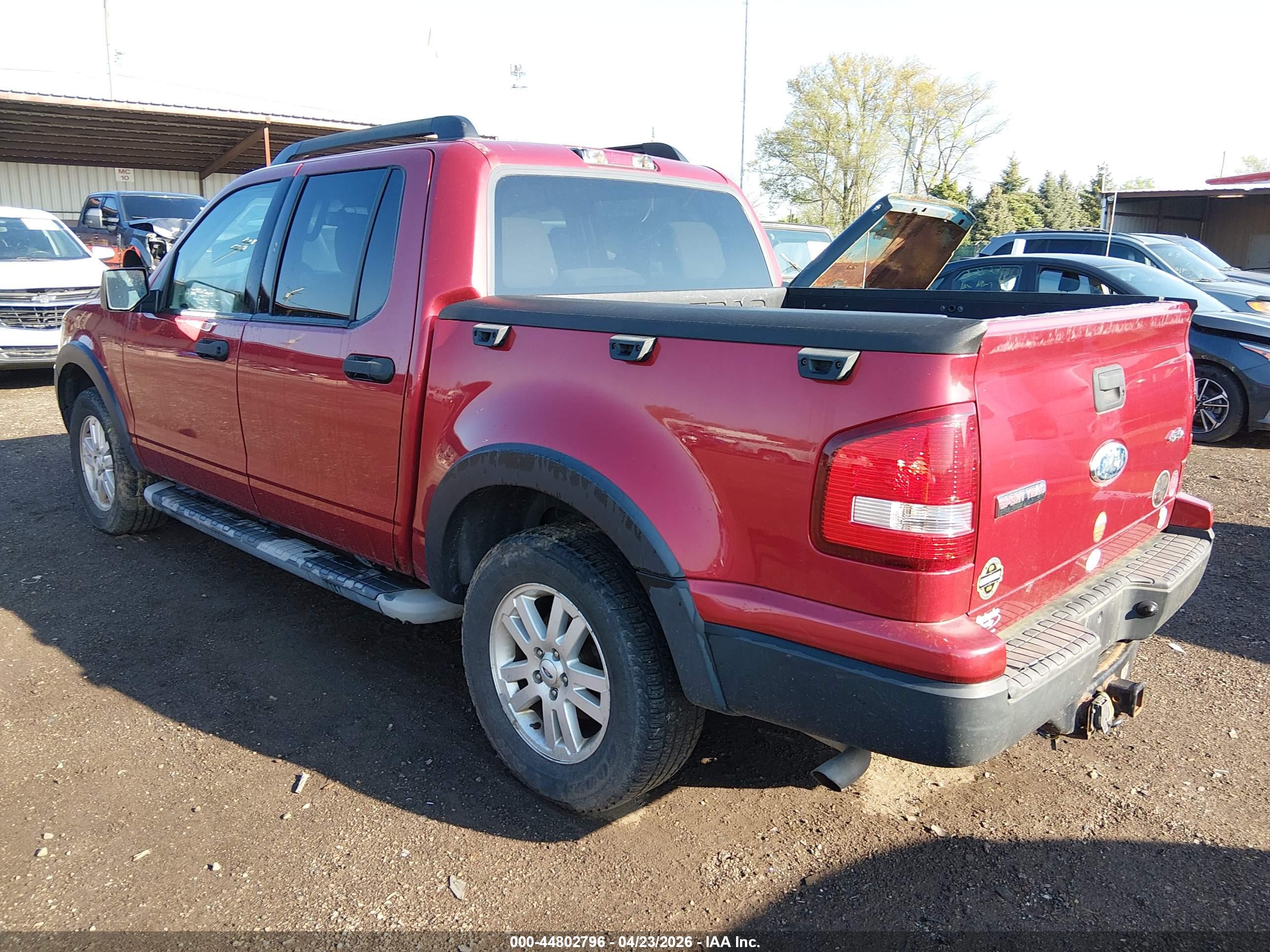 FORD EXPLORER image 3