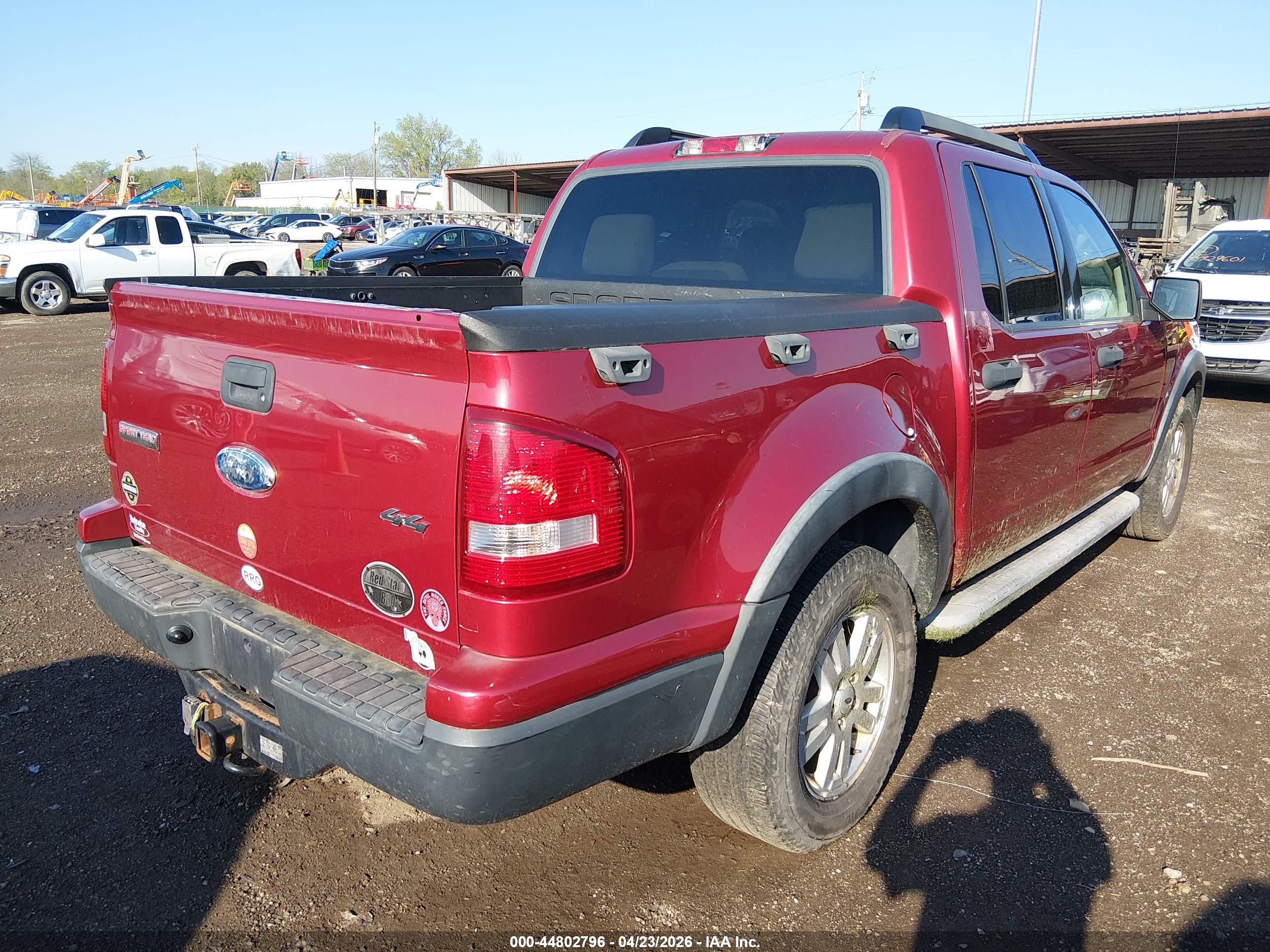 FORD EXPLORER image 4