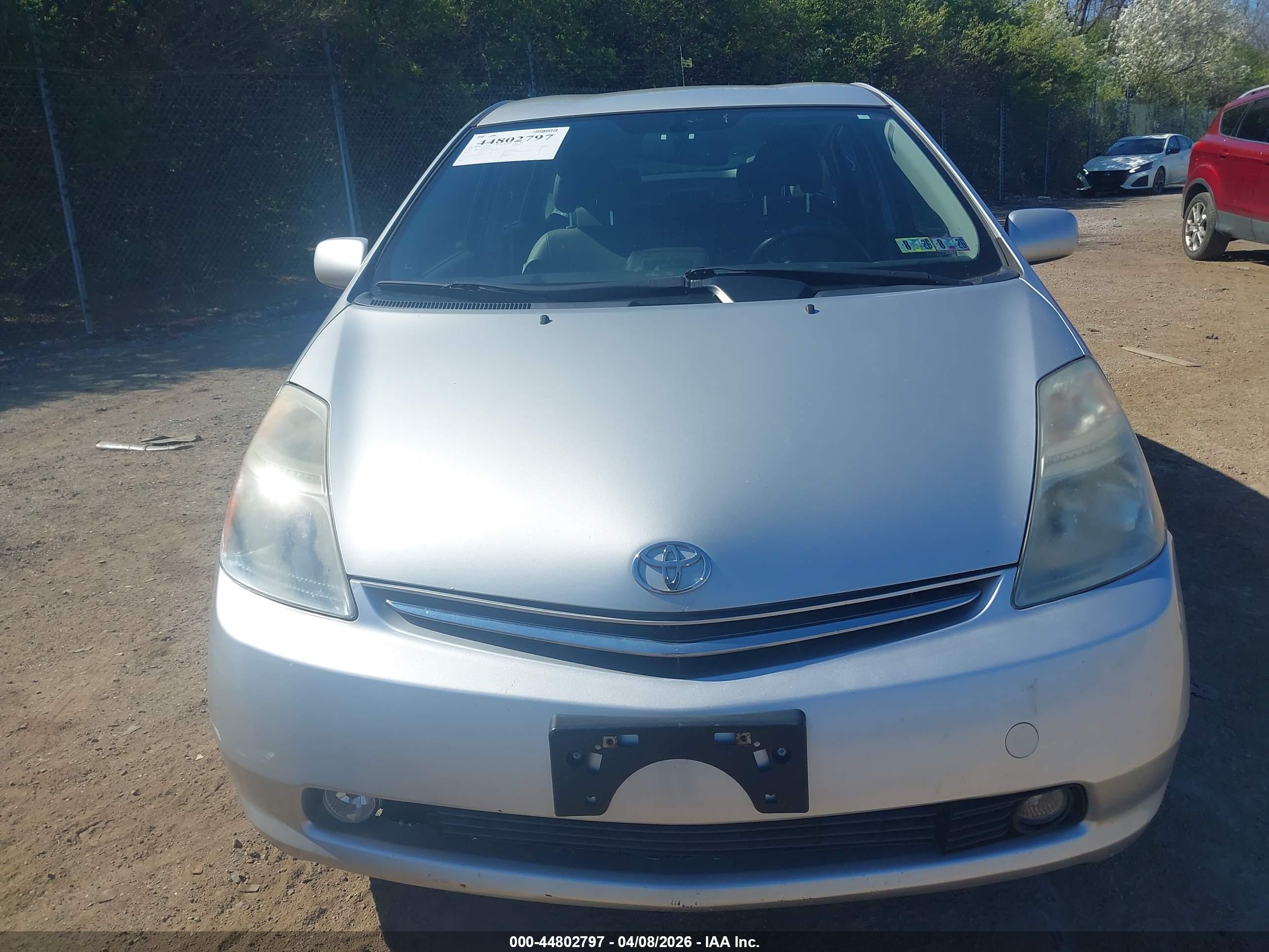 TOYOTA PRIUS image 6