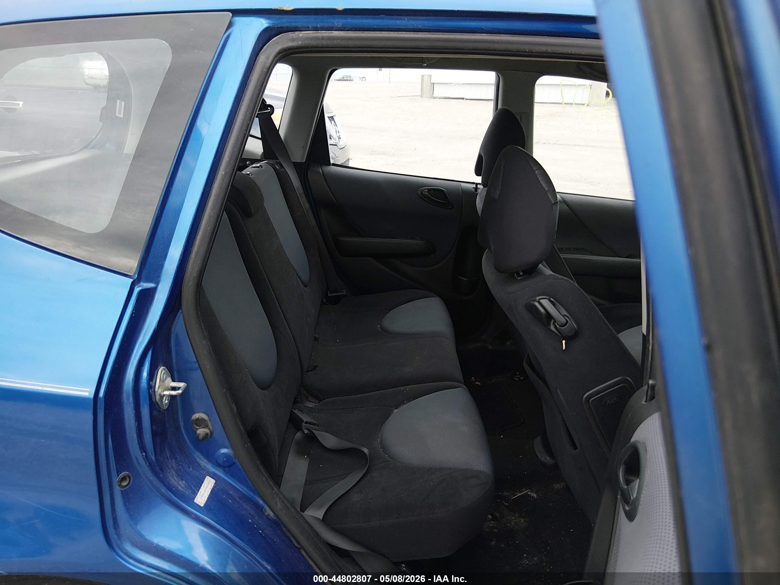 HONDA FIT image 8