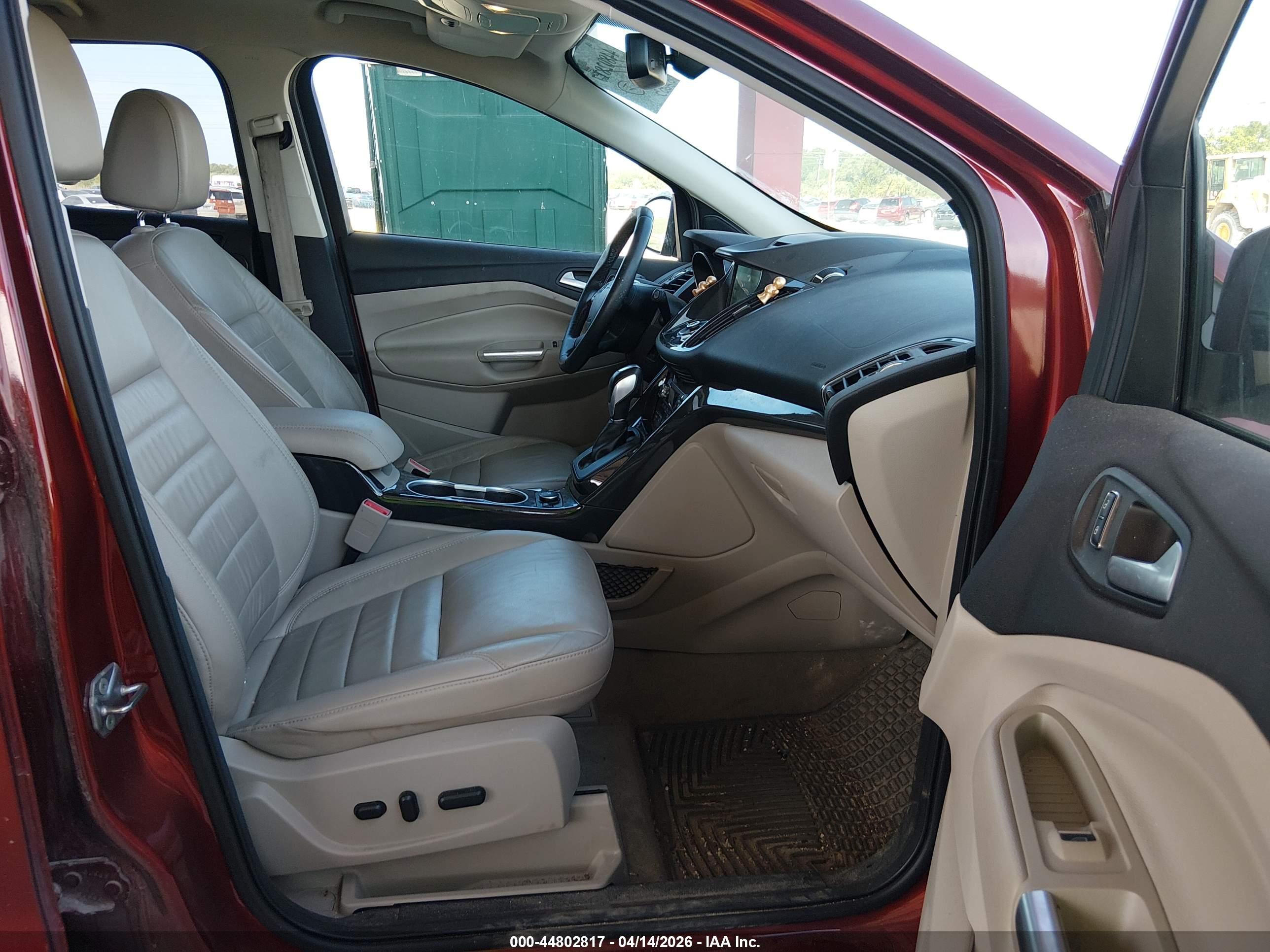 FORD ESCAPE image 5