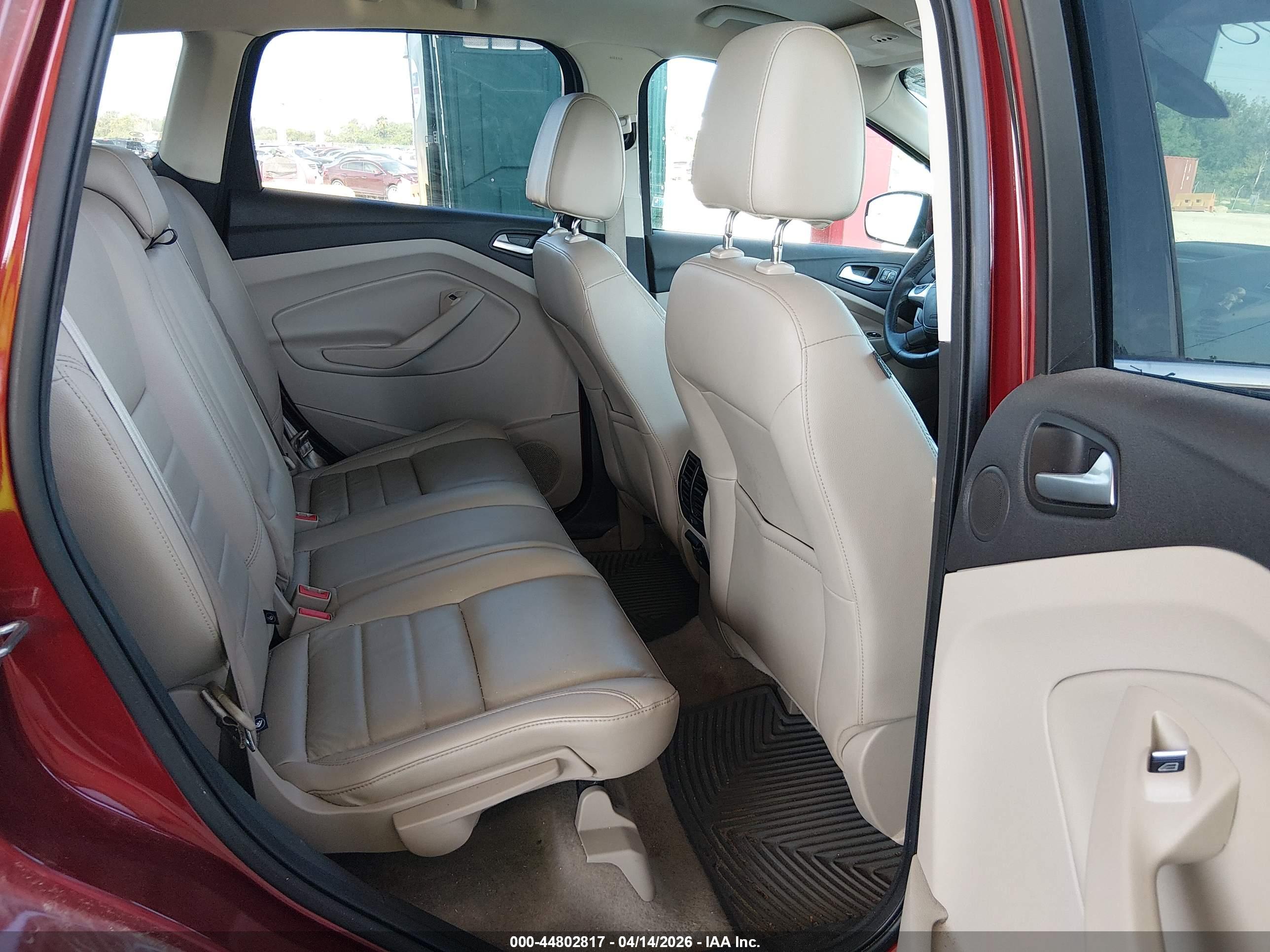 FORD ESCAPE image 8