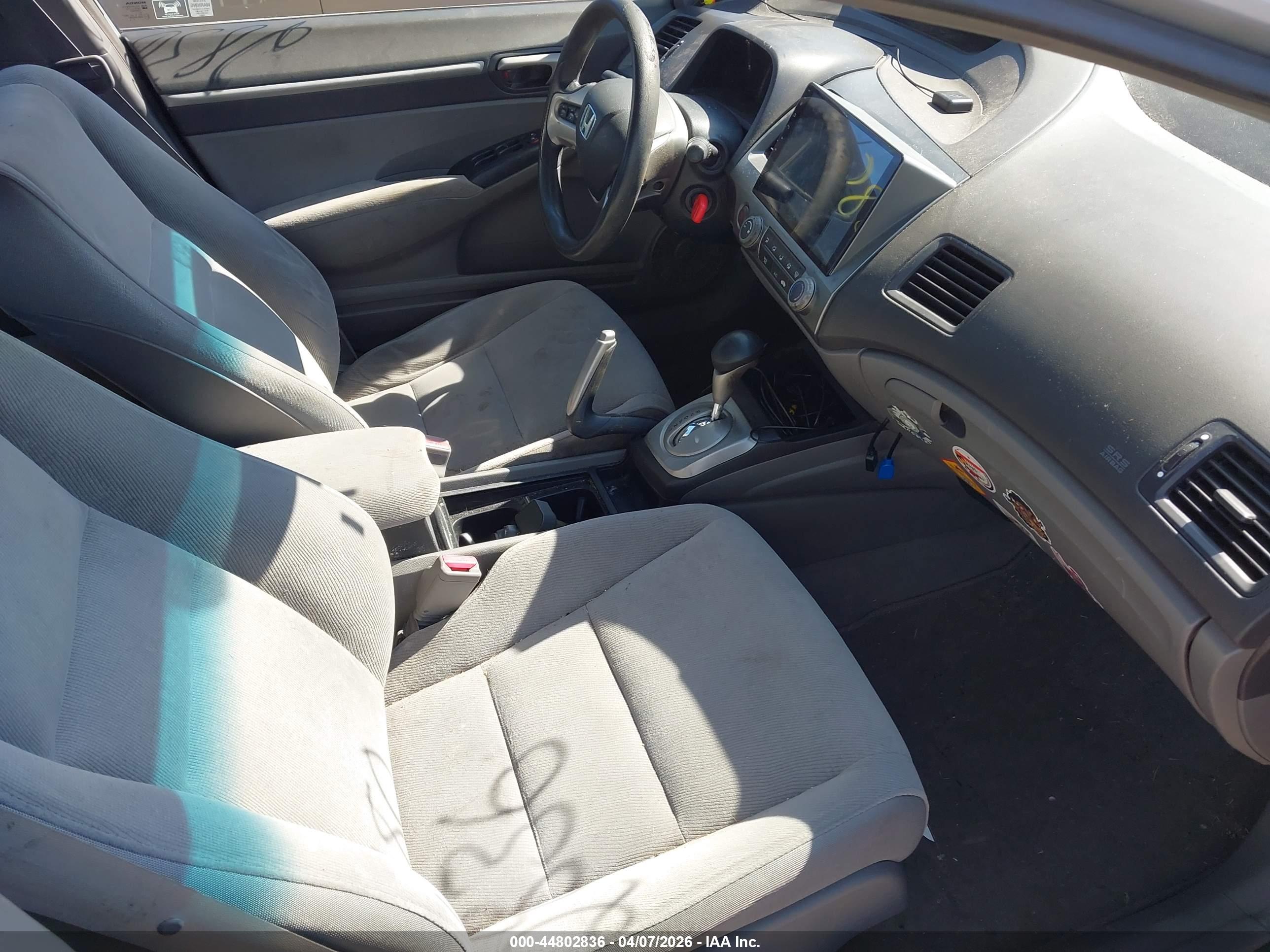 HONDA CIVIC image 5