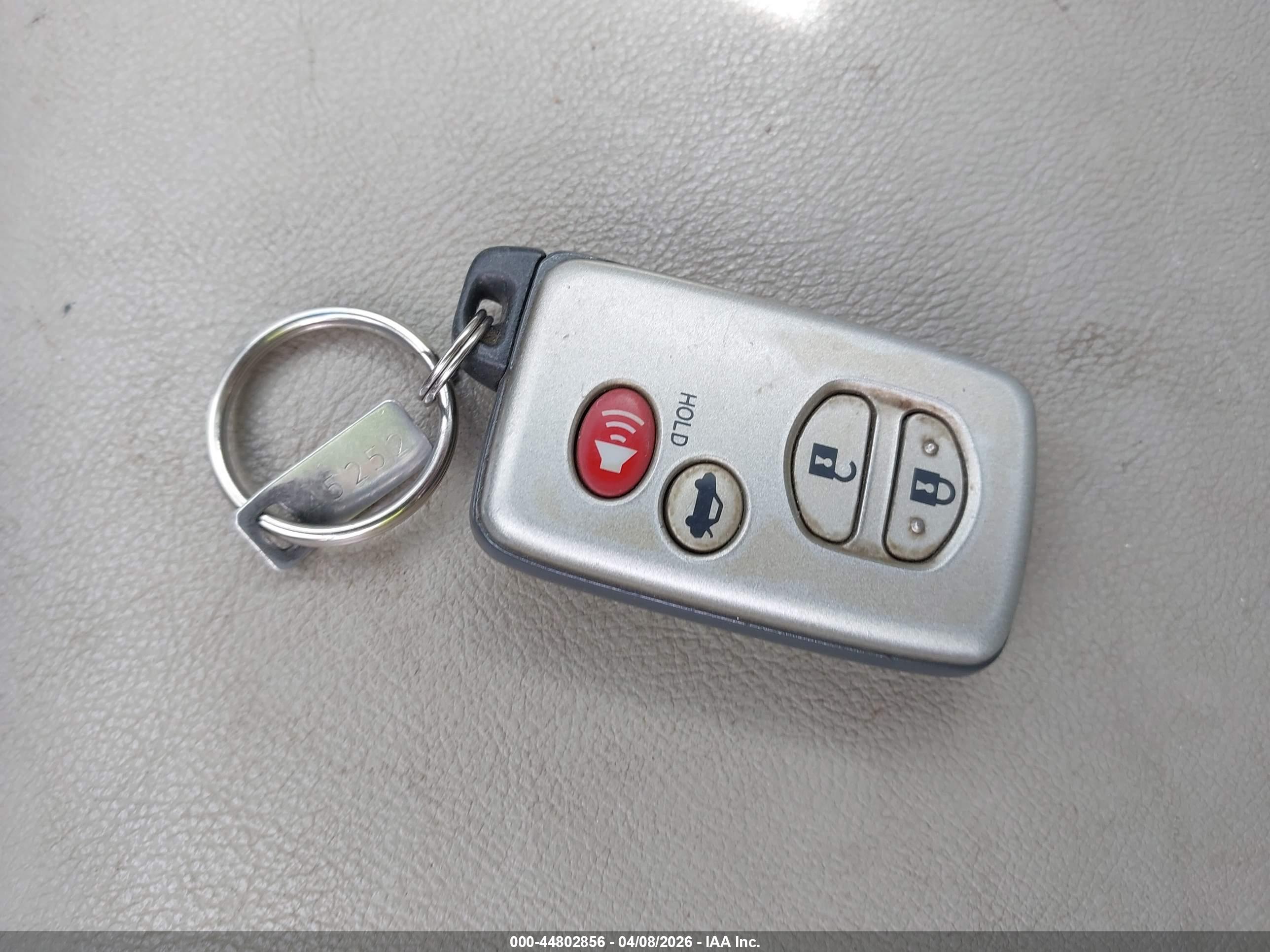 TOYOTA CAMRY image 11