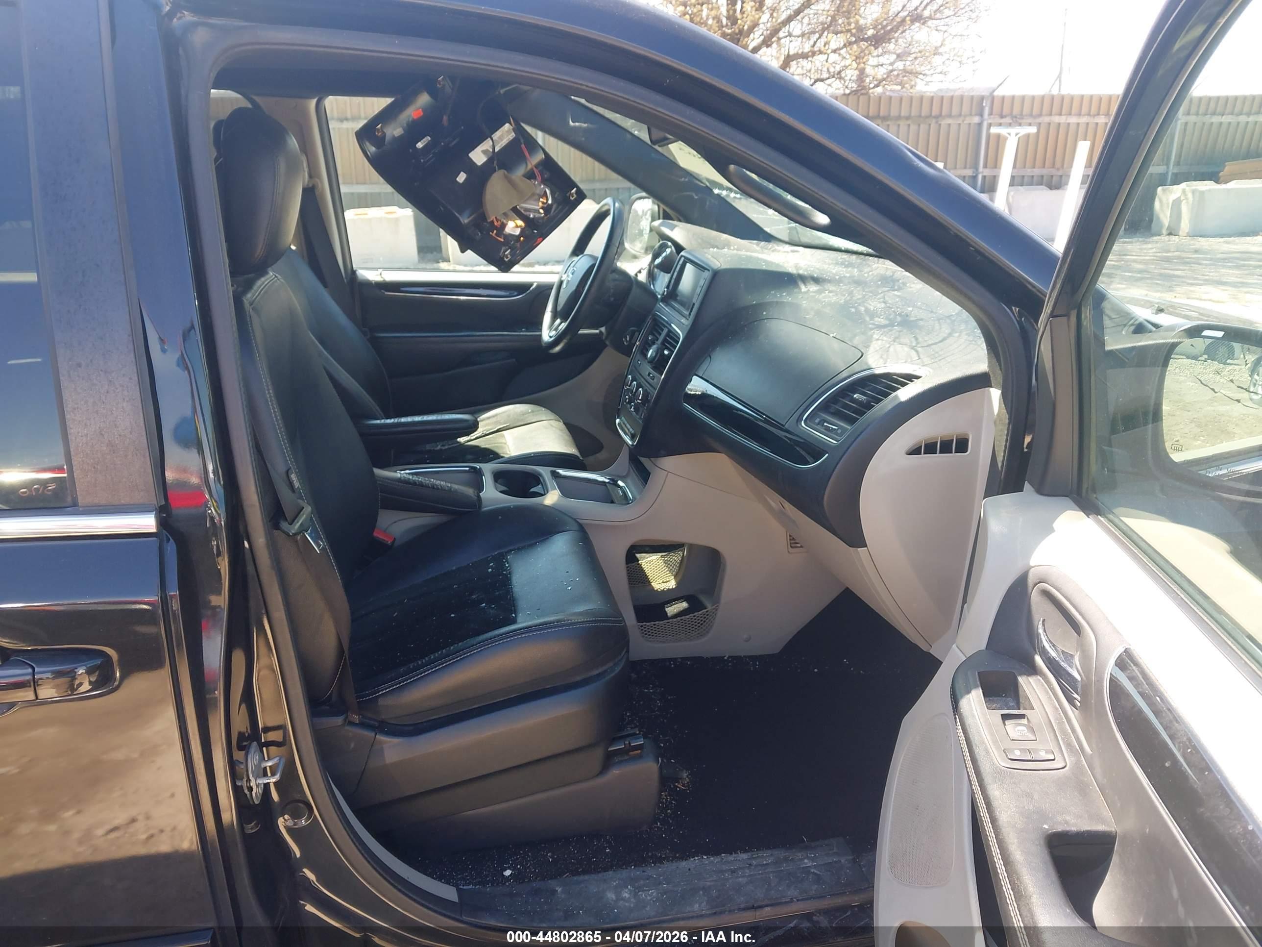 DODGE GRAND image 5