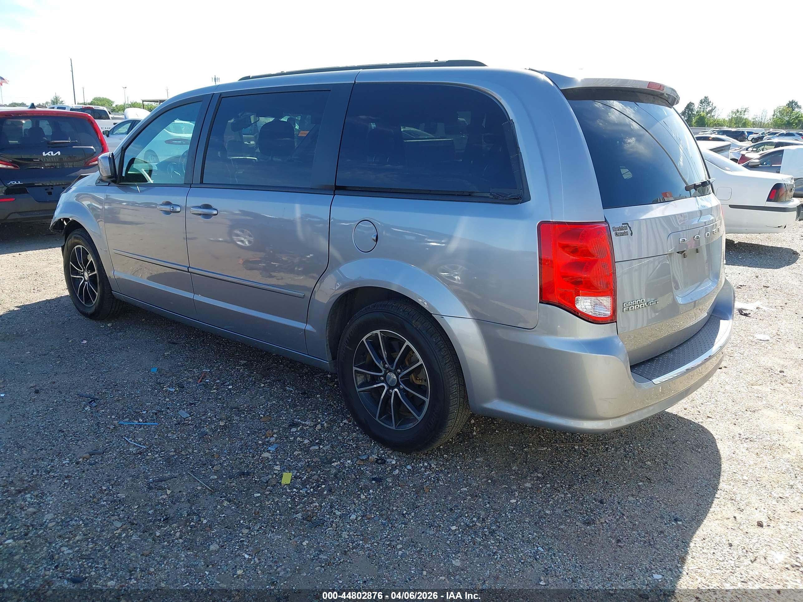 DODGE GRAND image 3