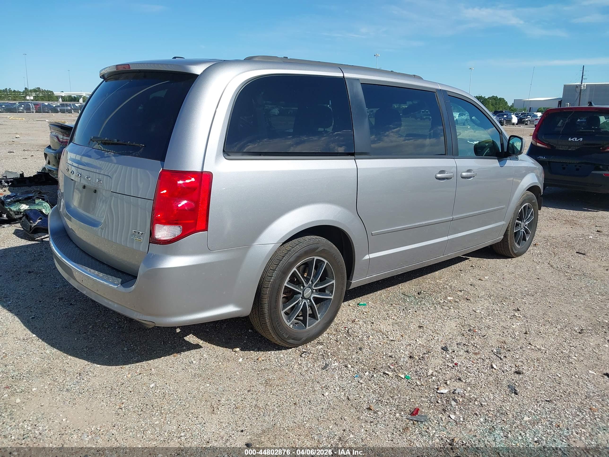 DODGE GRAND image 4