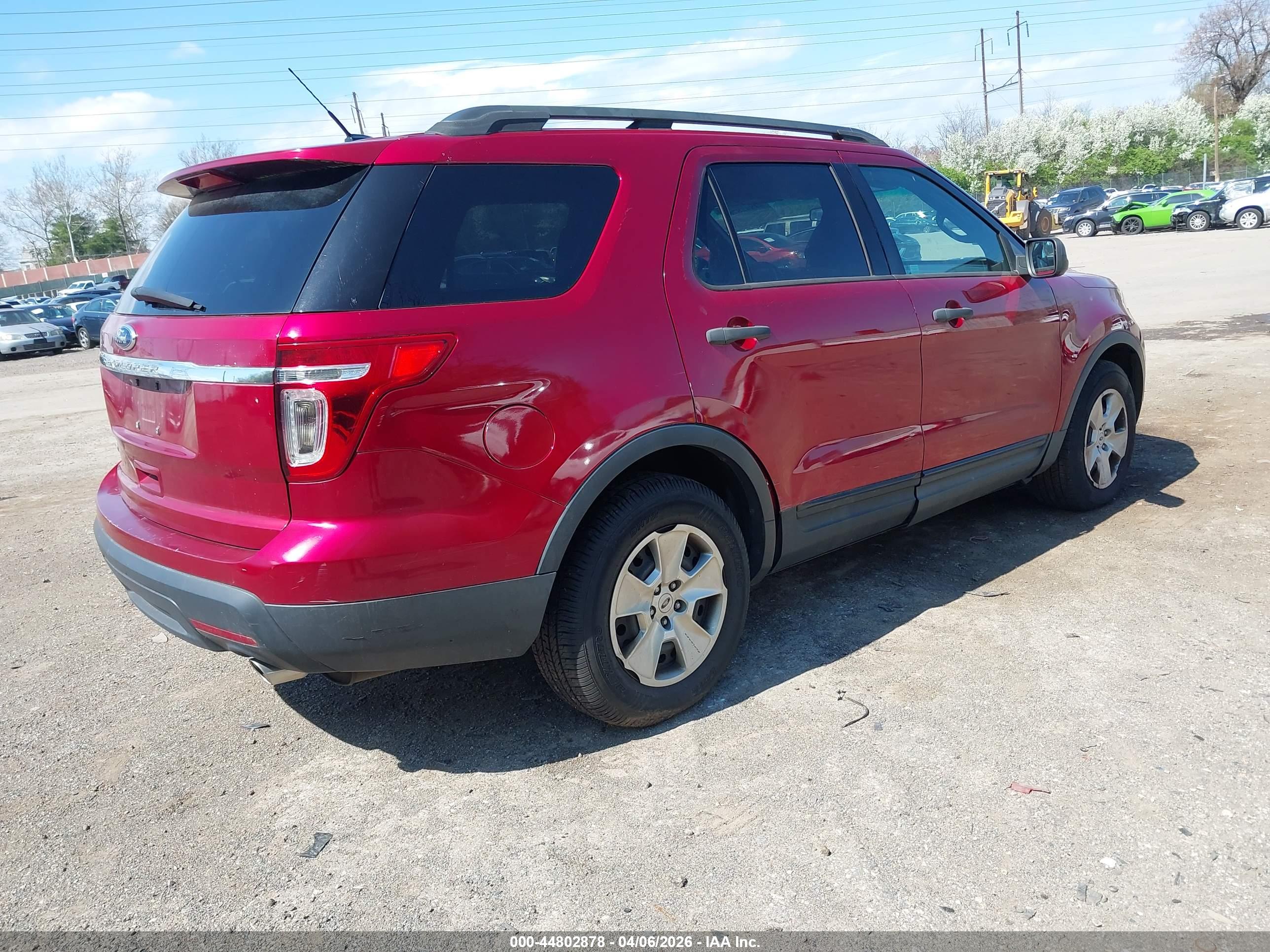 FORD EXPLORER image 4